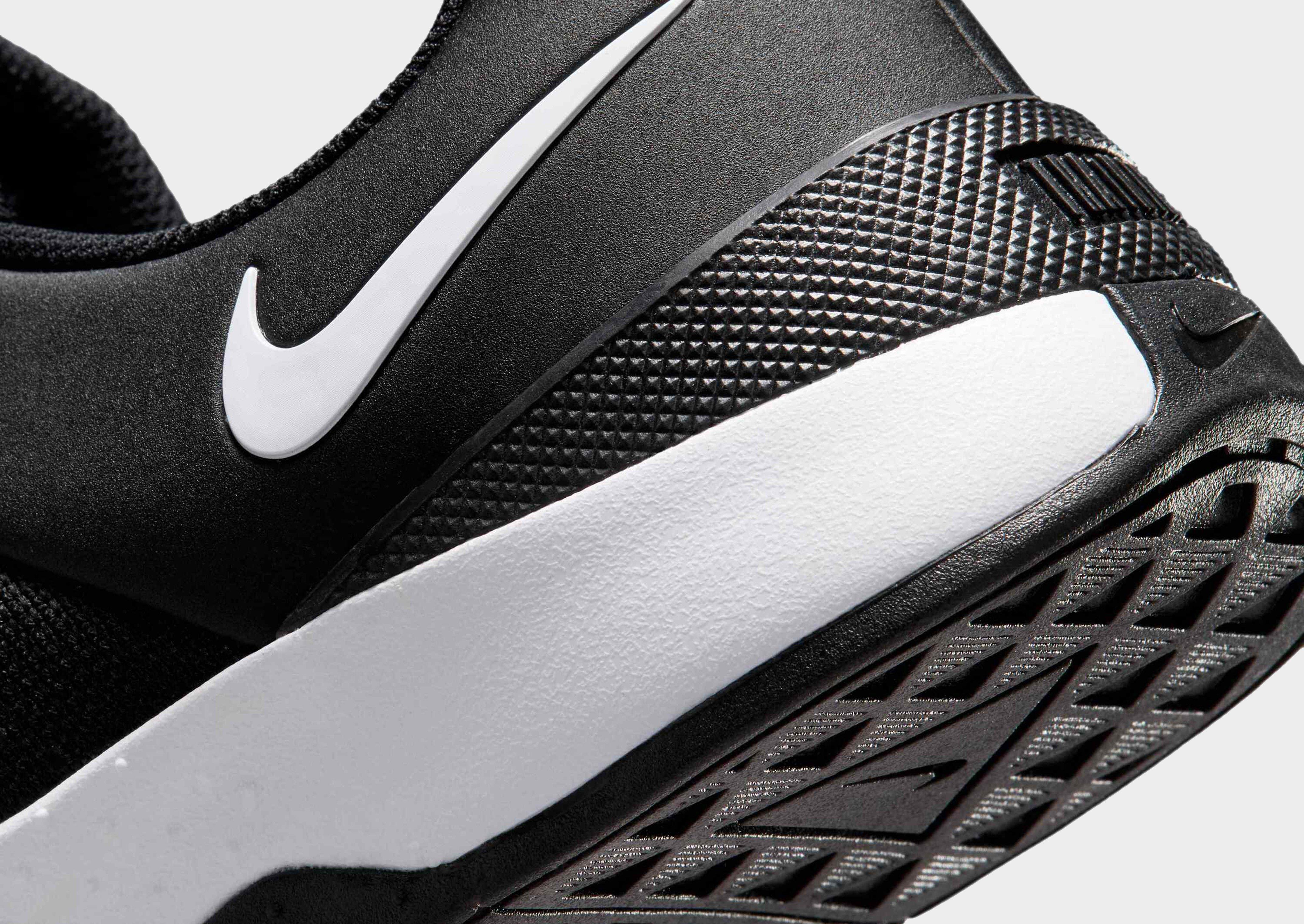 Nike MEN'S TRAINING SHOES MC