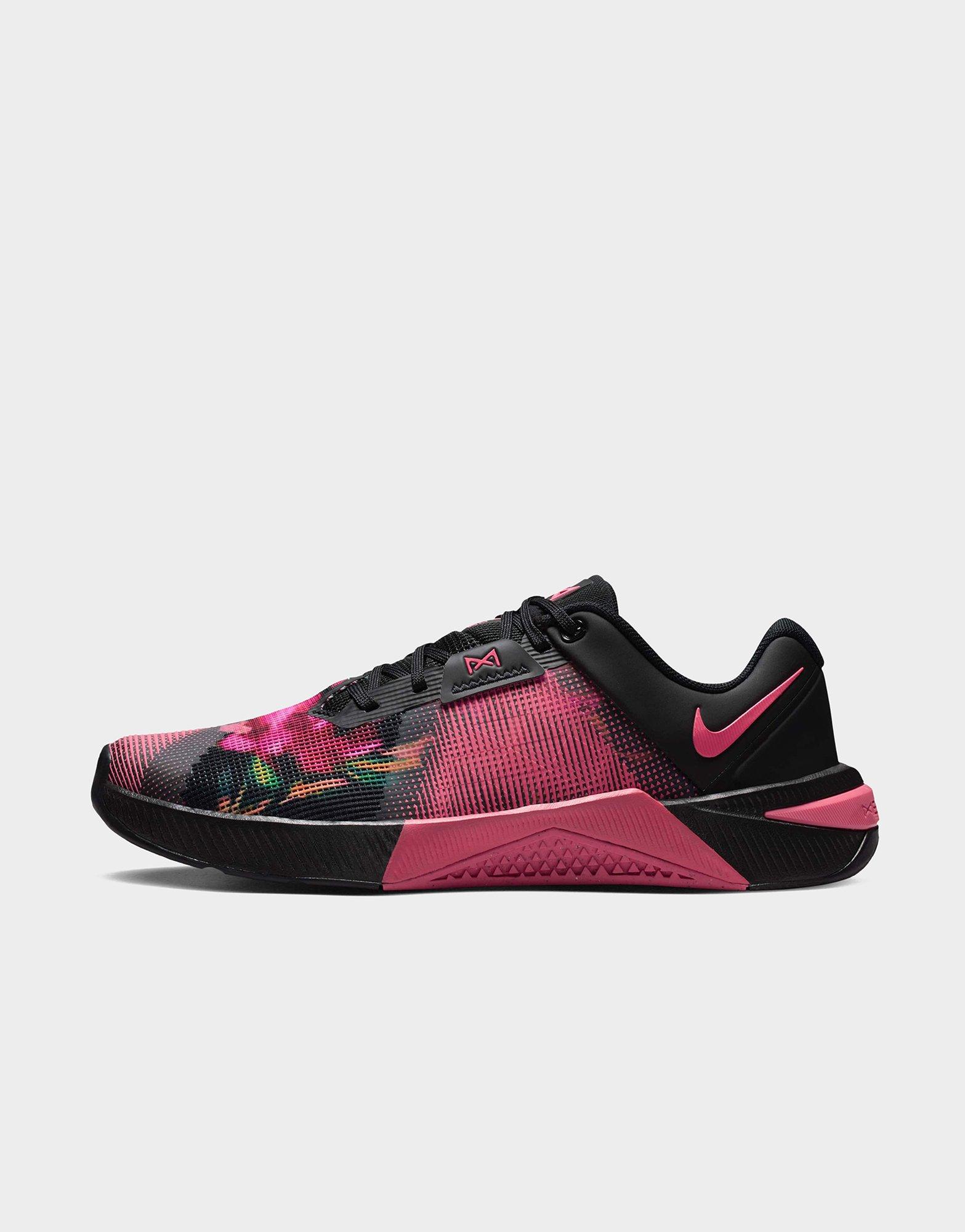 Nike WOMEN'S TRAINING SHOES