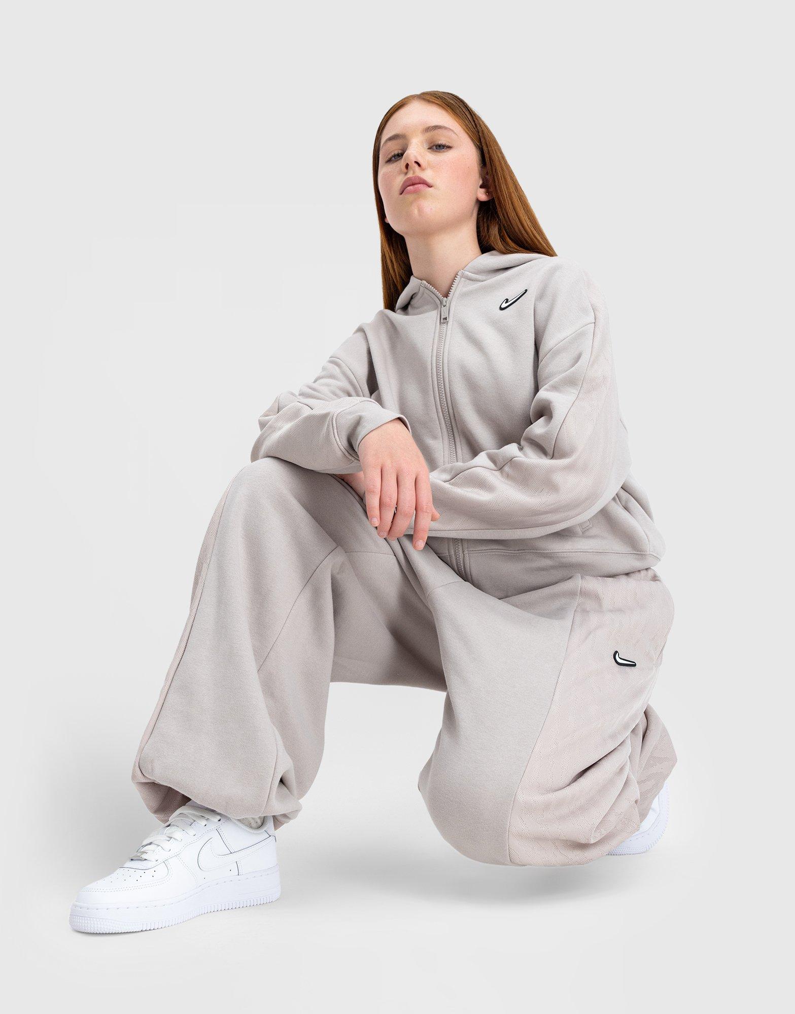 Nike OLDER KIDS' (GIRLS')