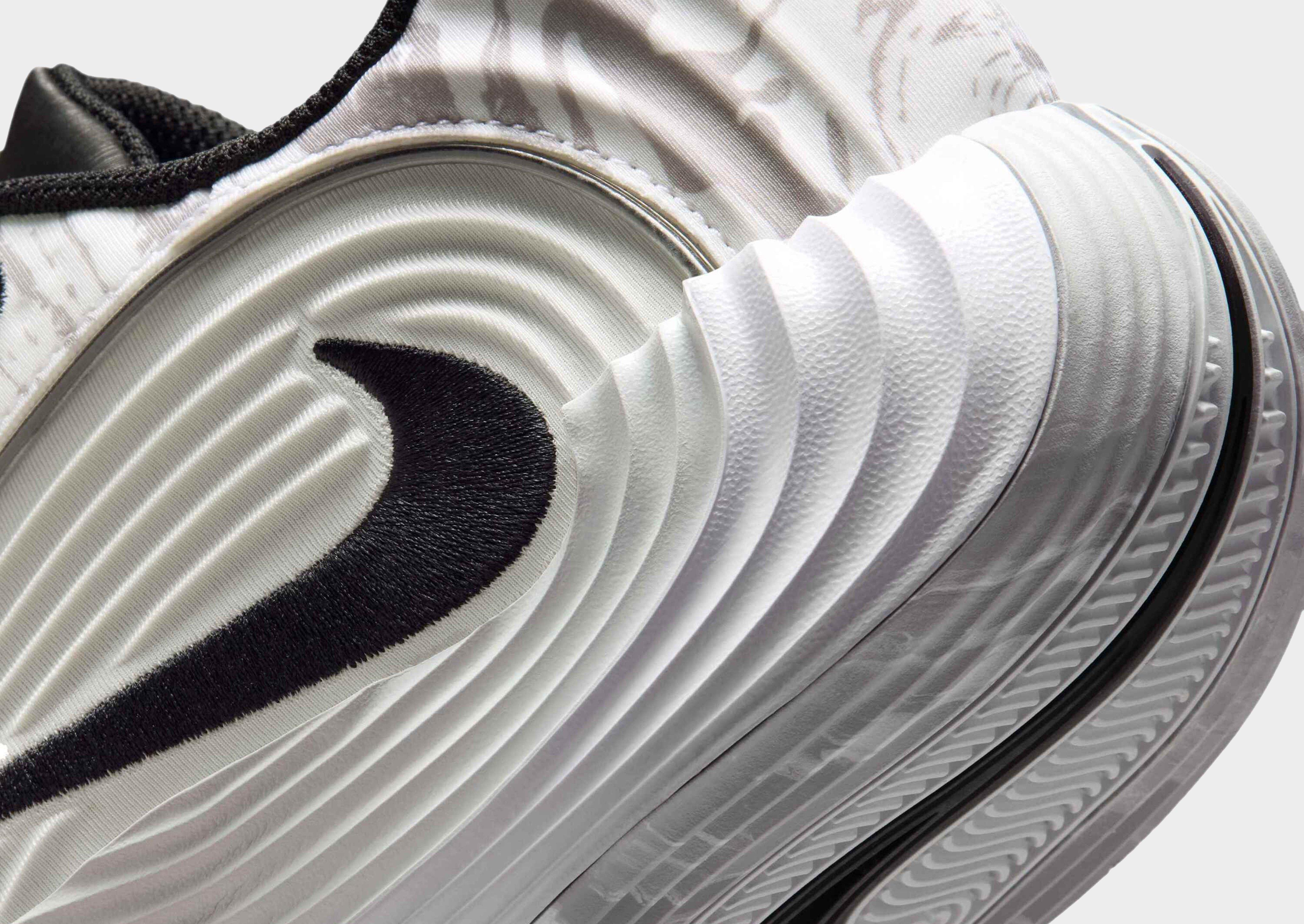 Nike BASKETBALL SHOES