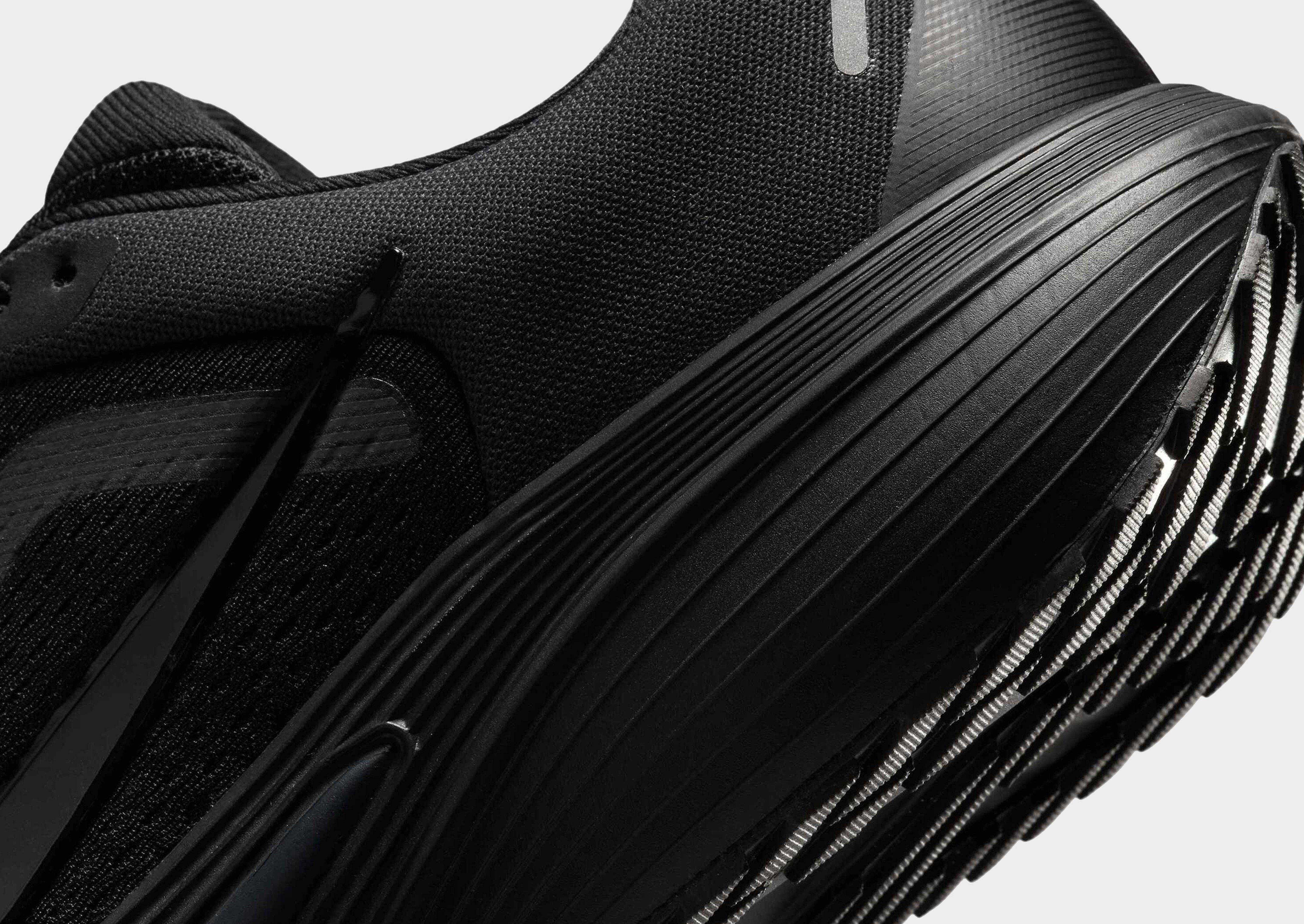 Nike Run Defy