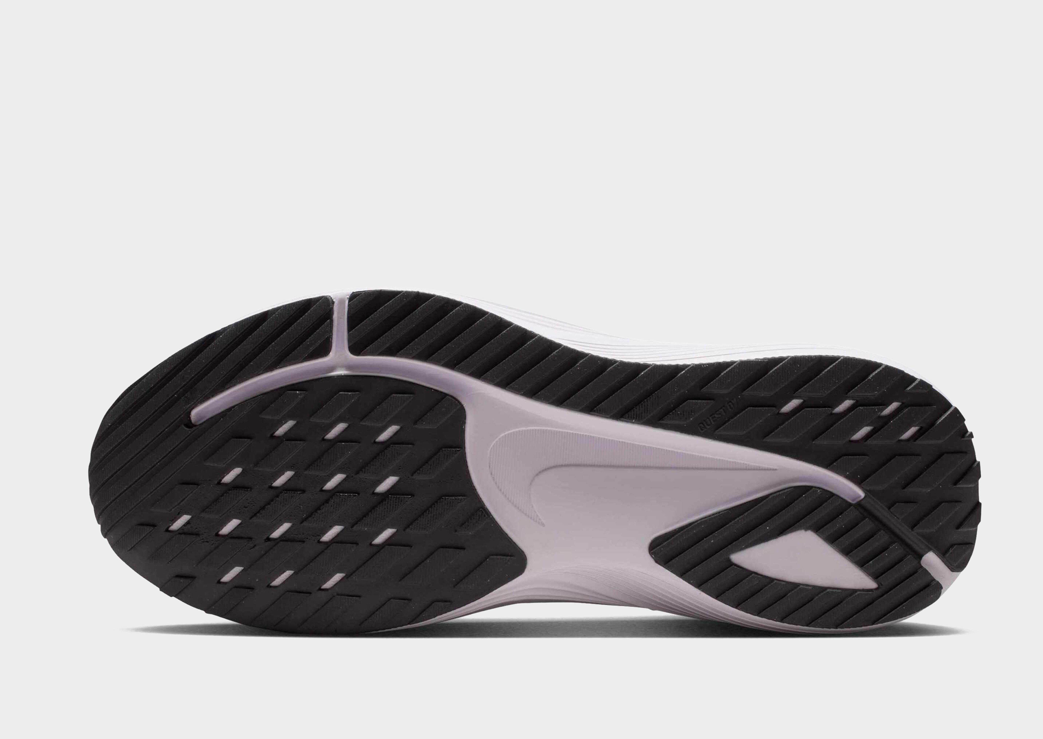 Nike Run Defy