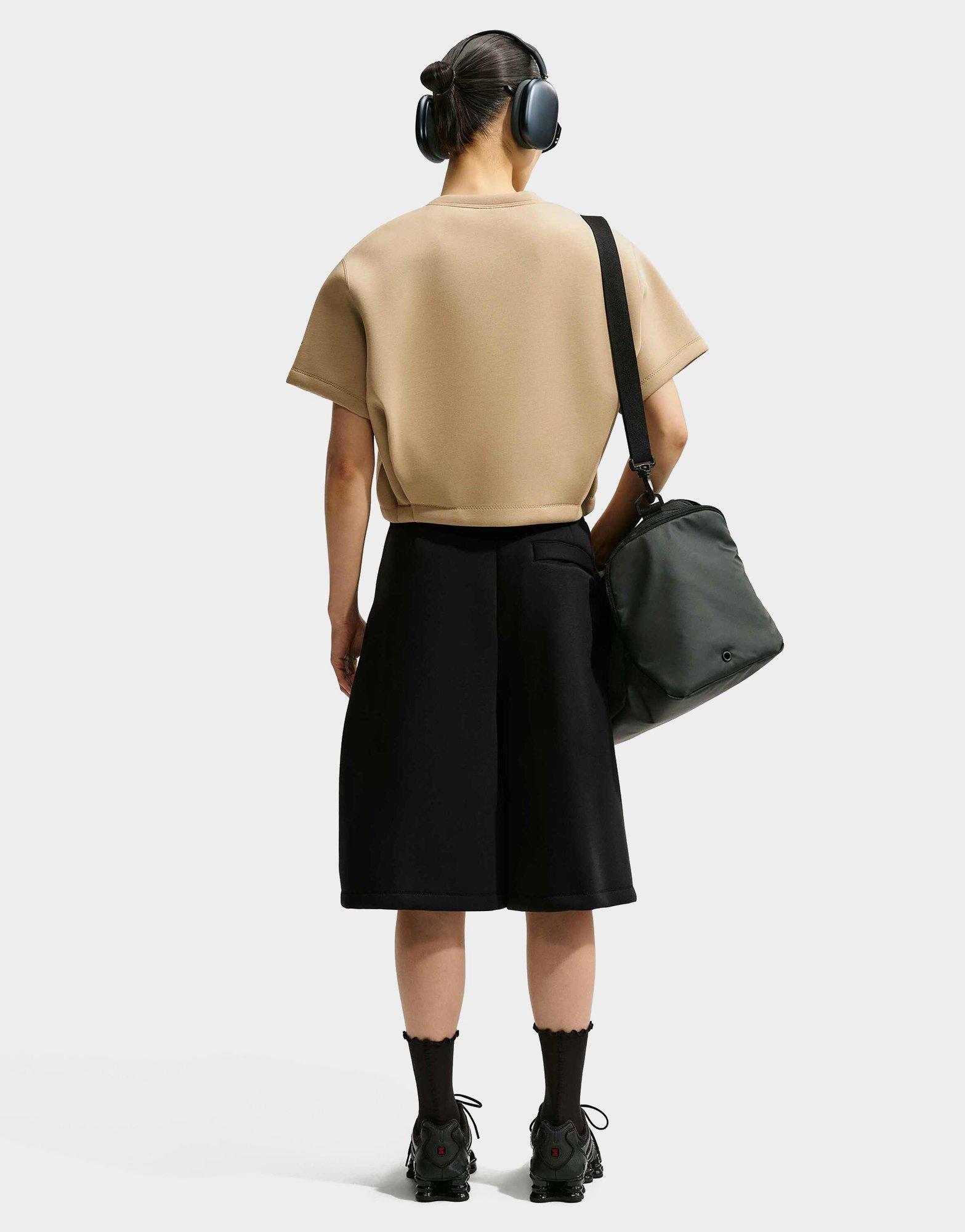 Nike WOMEN'S OVERSIZED