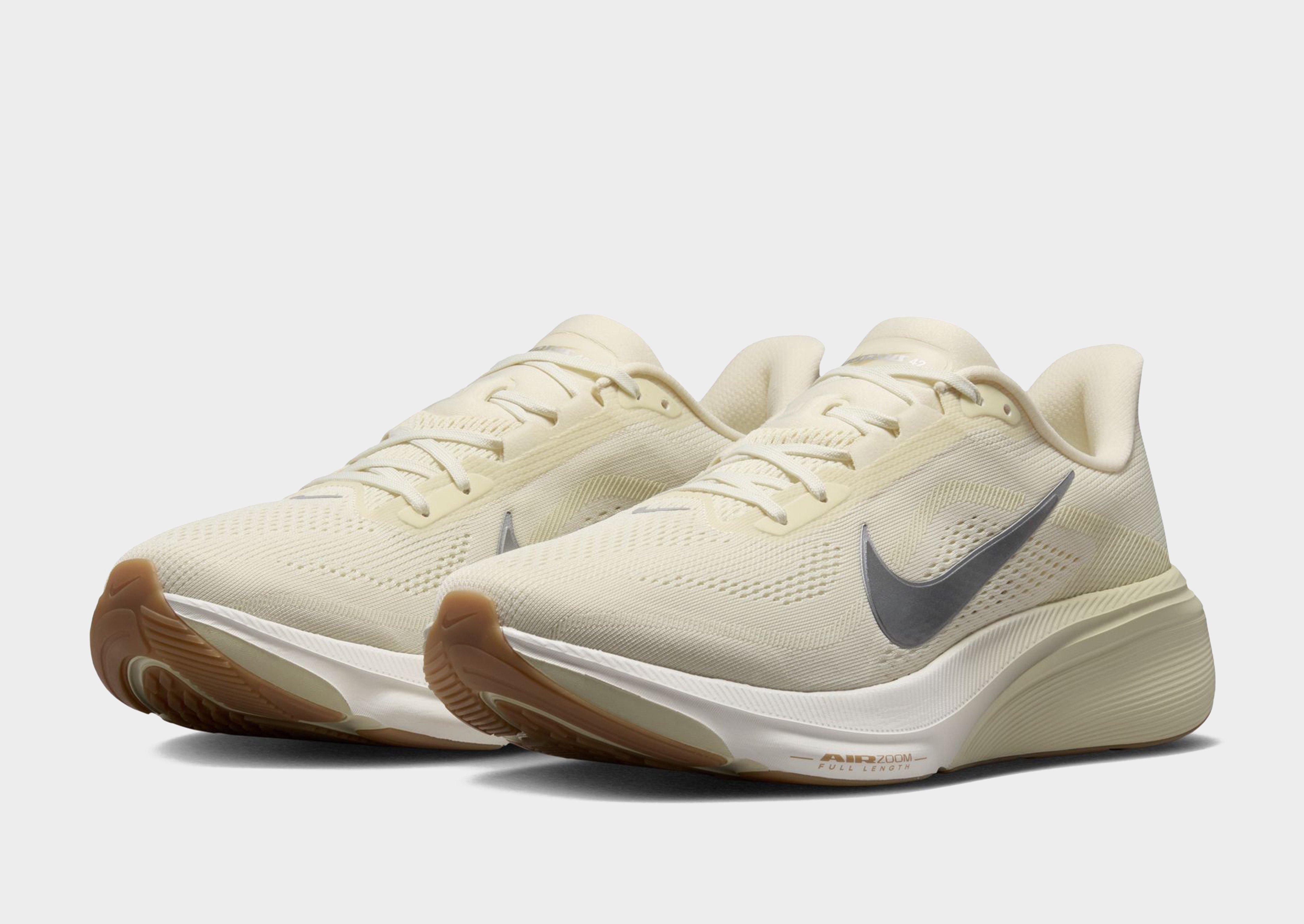 Nike Run Defy