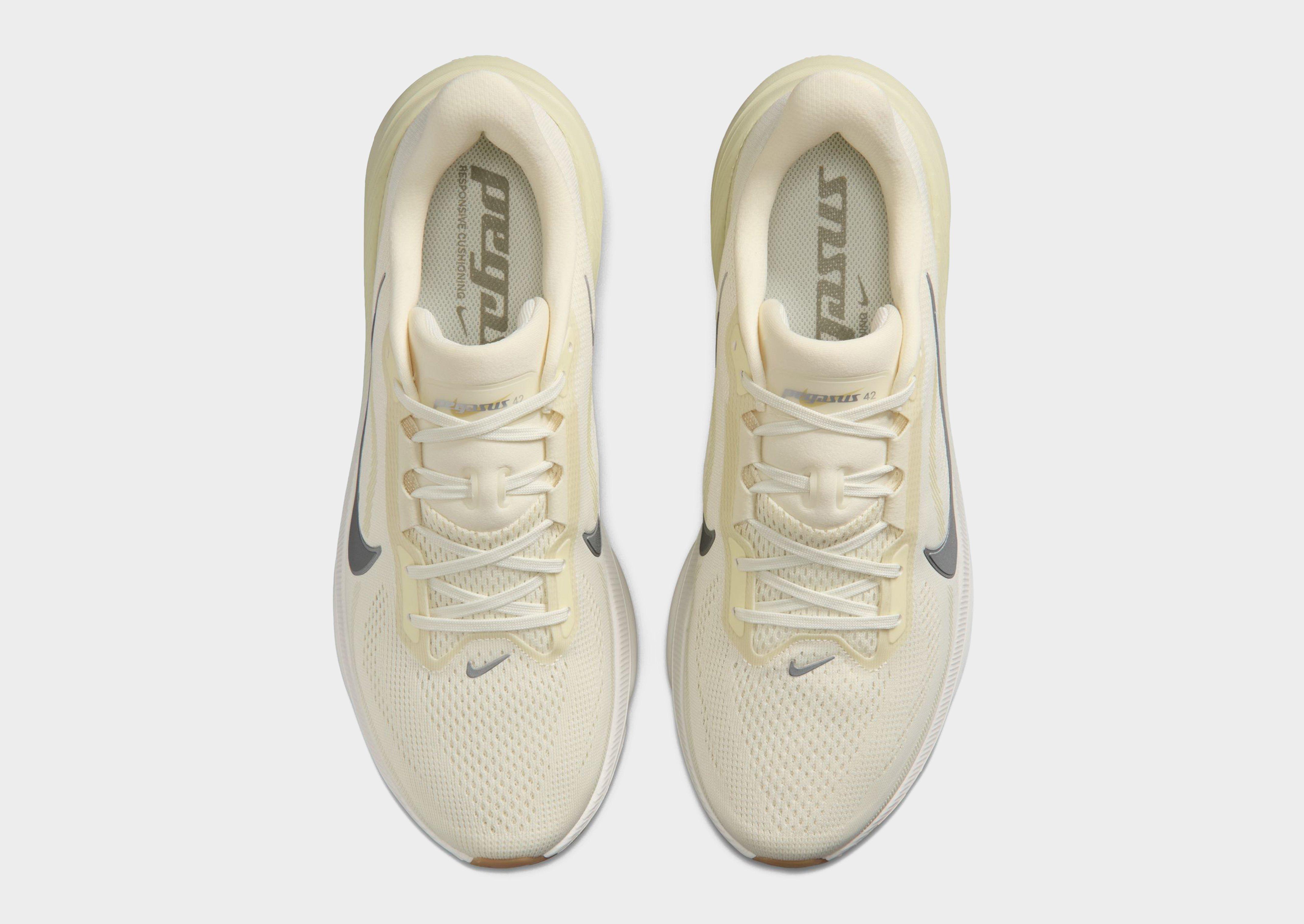 Nike Run Defy