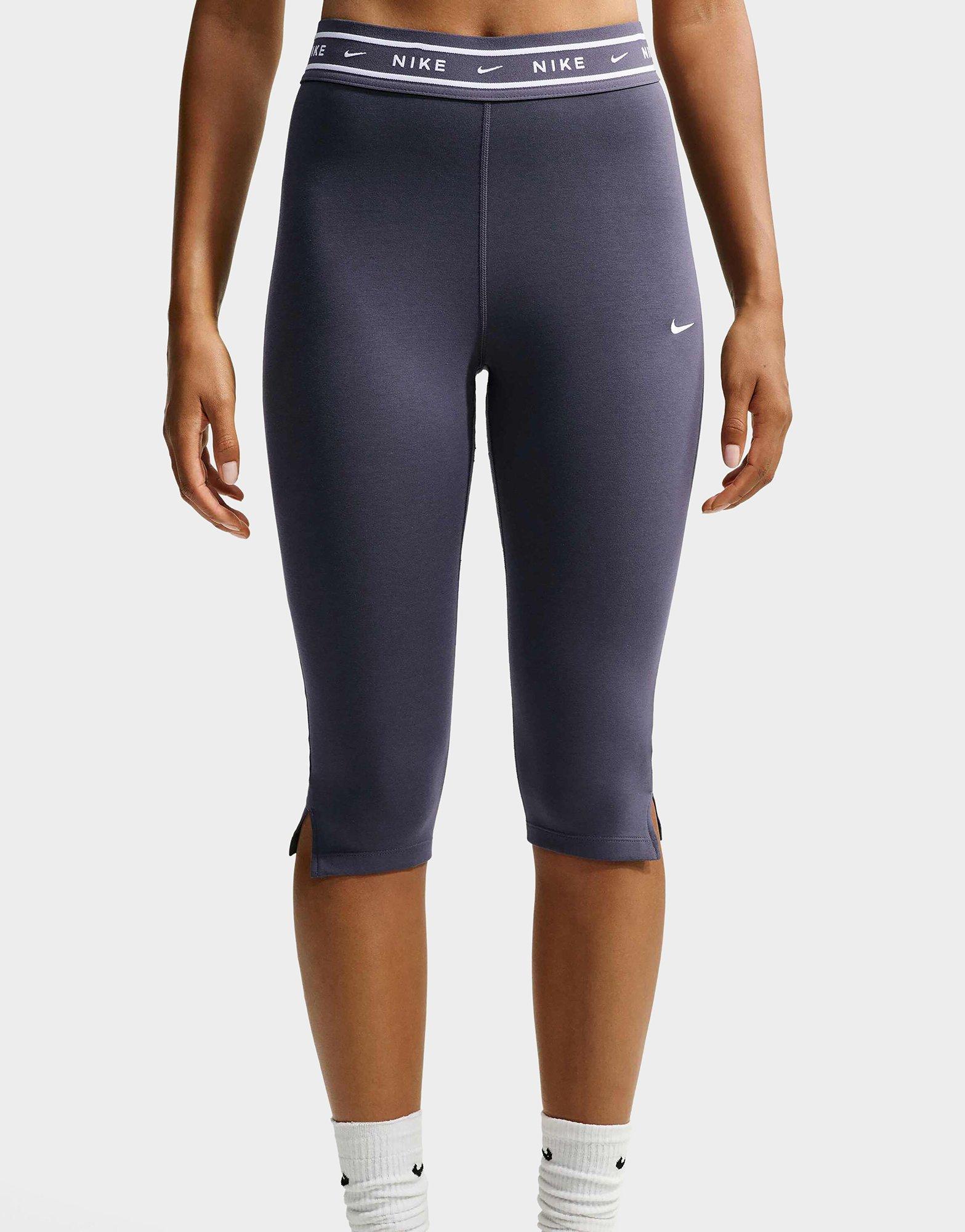 Nike ESSENTIAL SPORTSWEAR