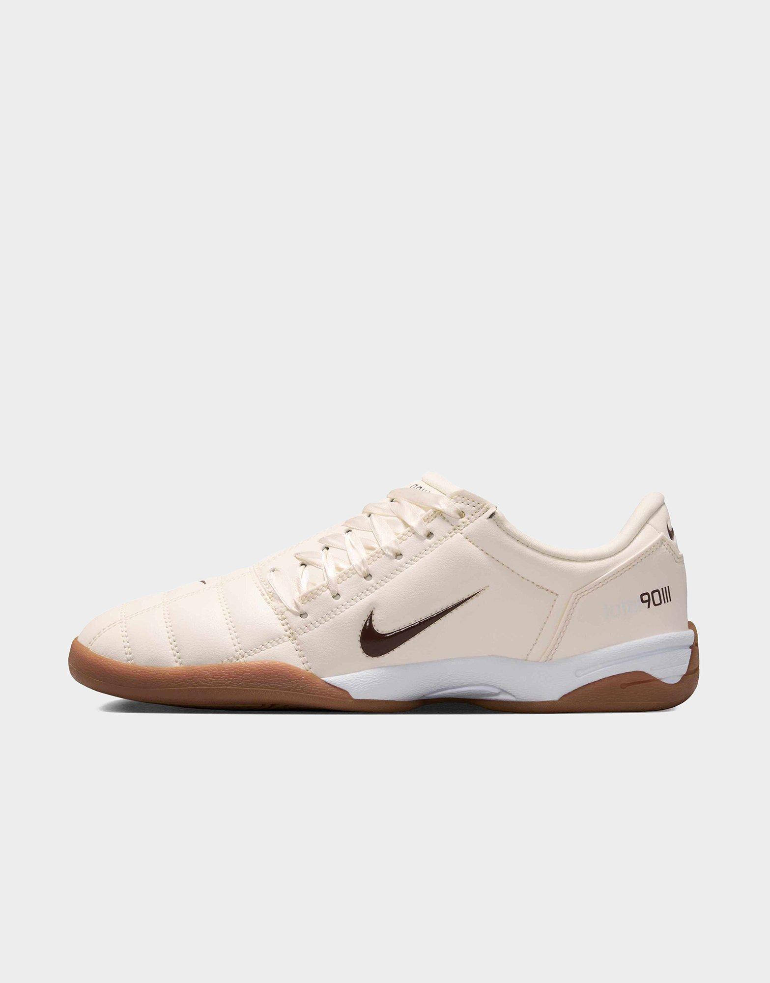Nike Women's Shoes Total90