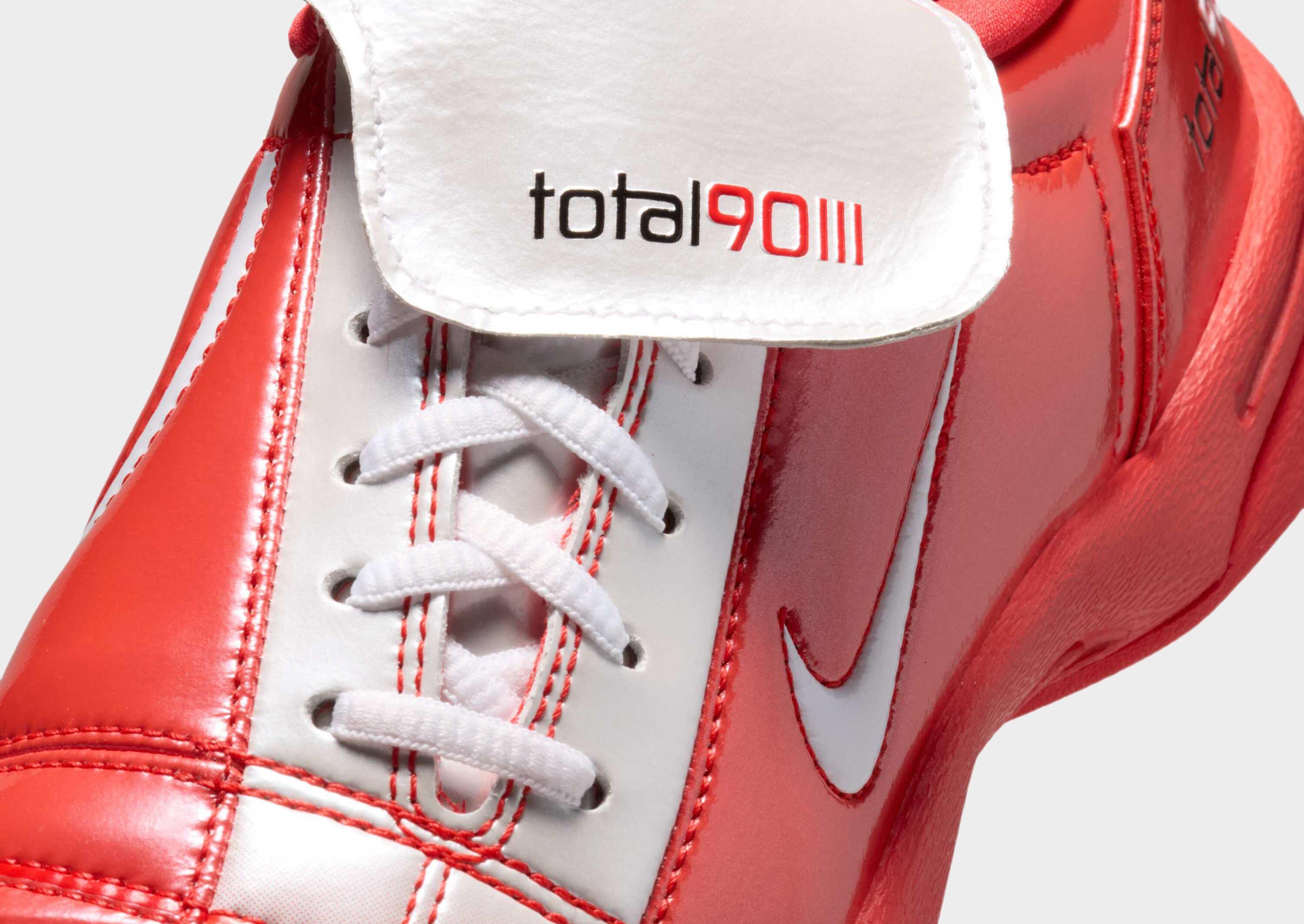 Nike Total 90 Women's