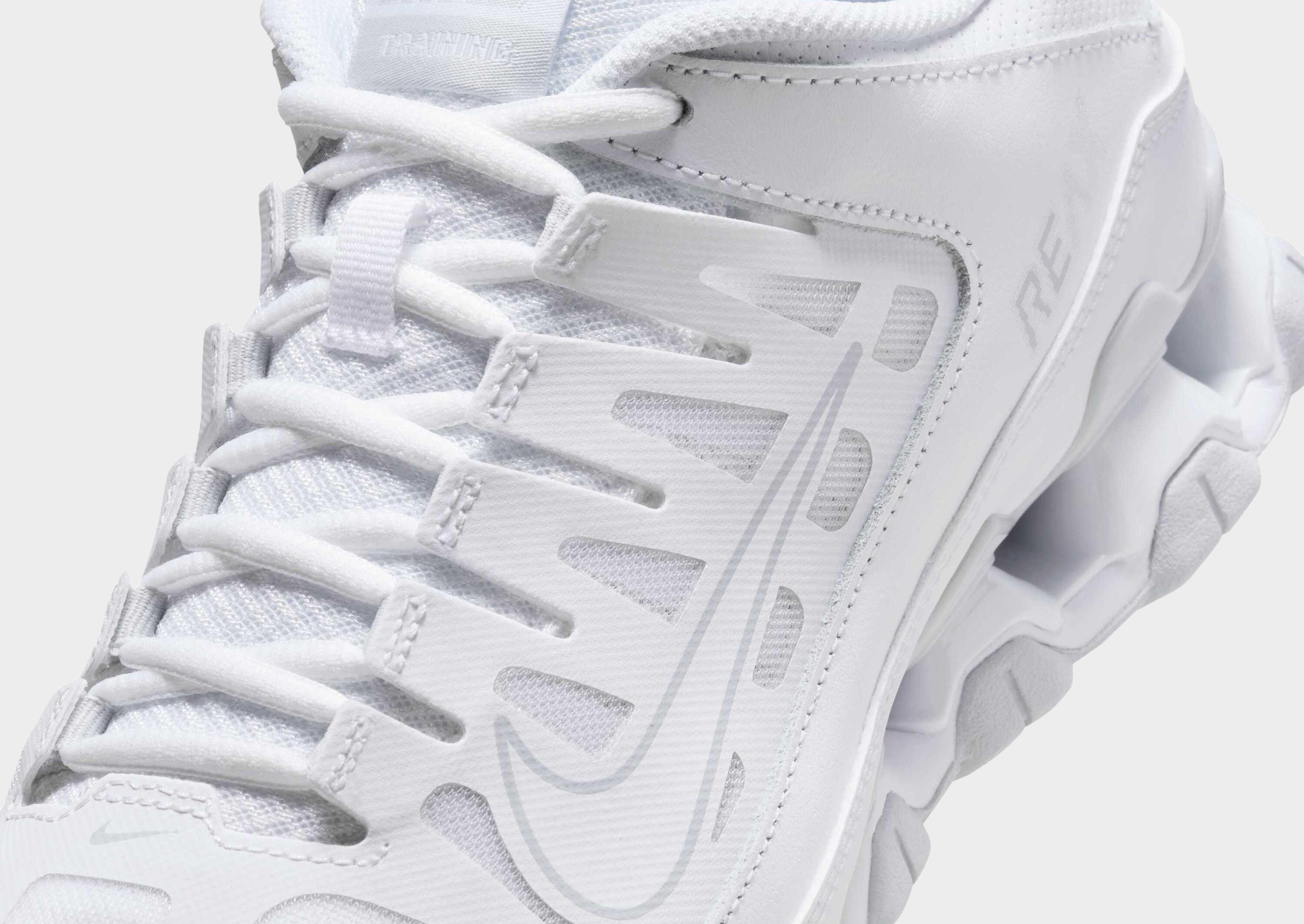 Nike WOMEN'S WORKOUT SHOES