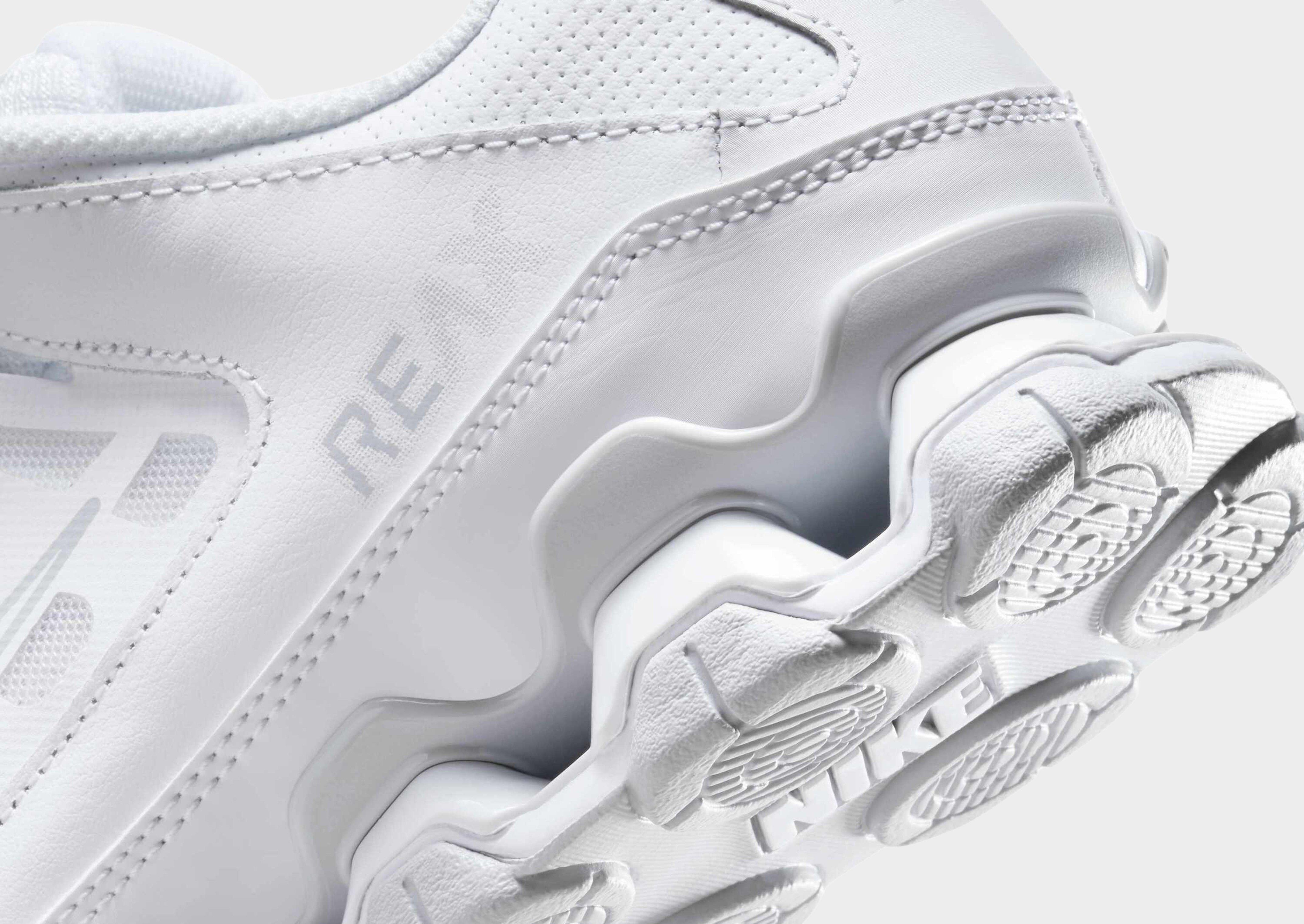 Nike WOMEN'S WORKOUT SHOES