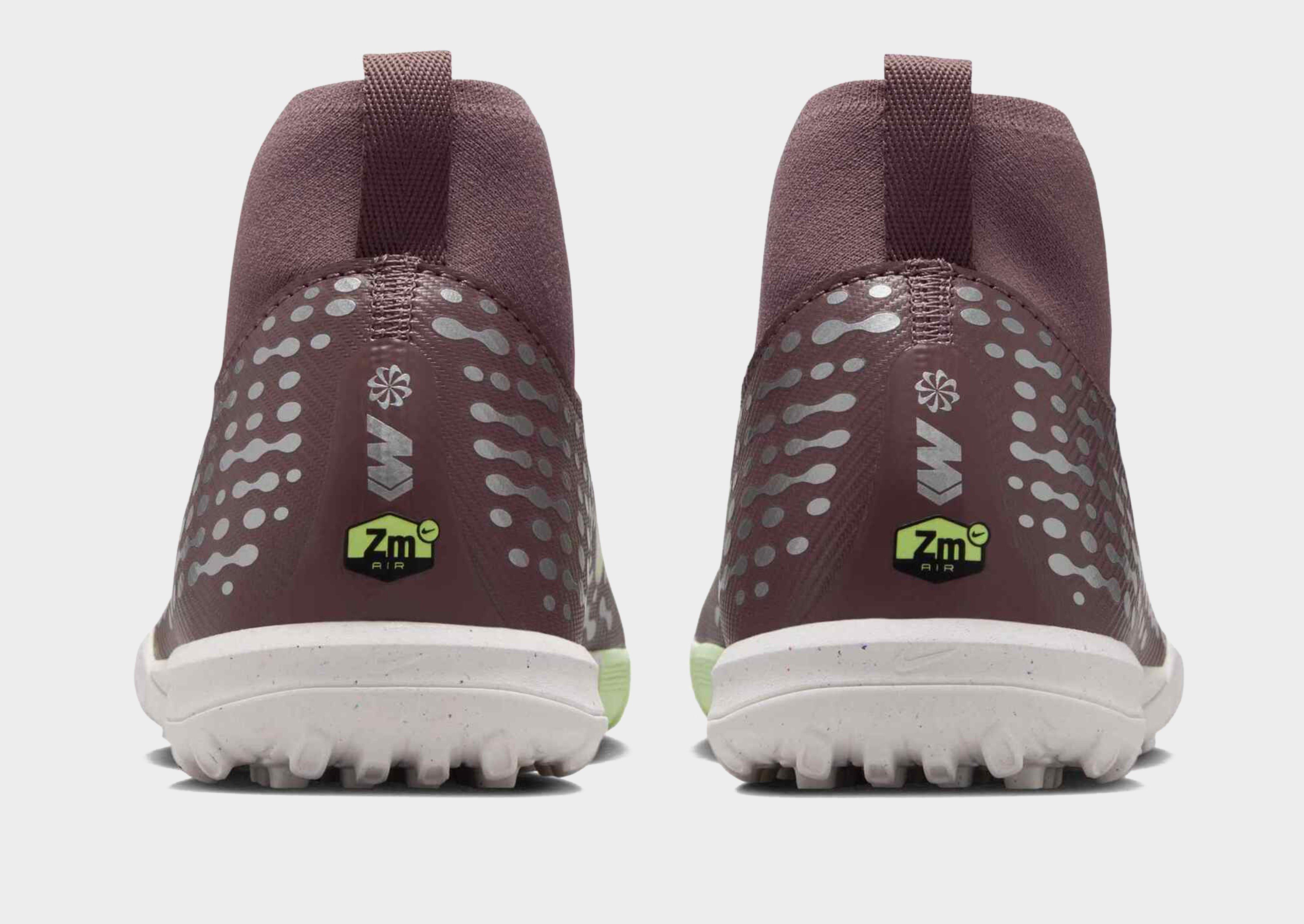 Nike OLDER KIDS' TURF