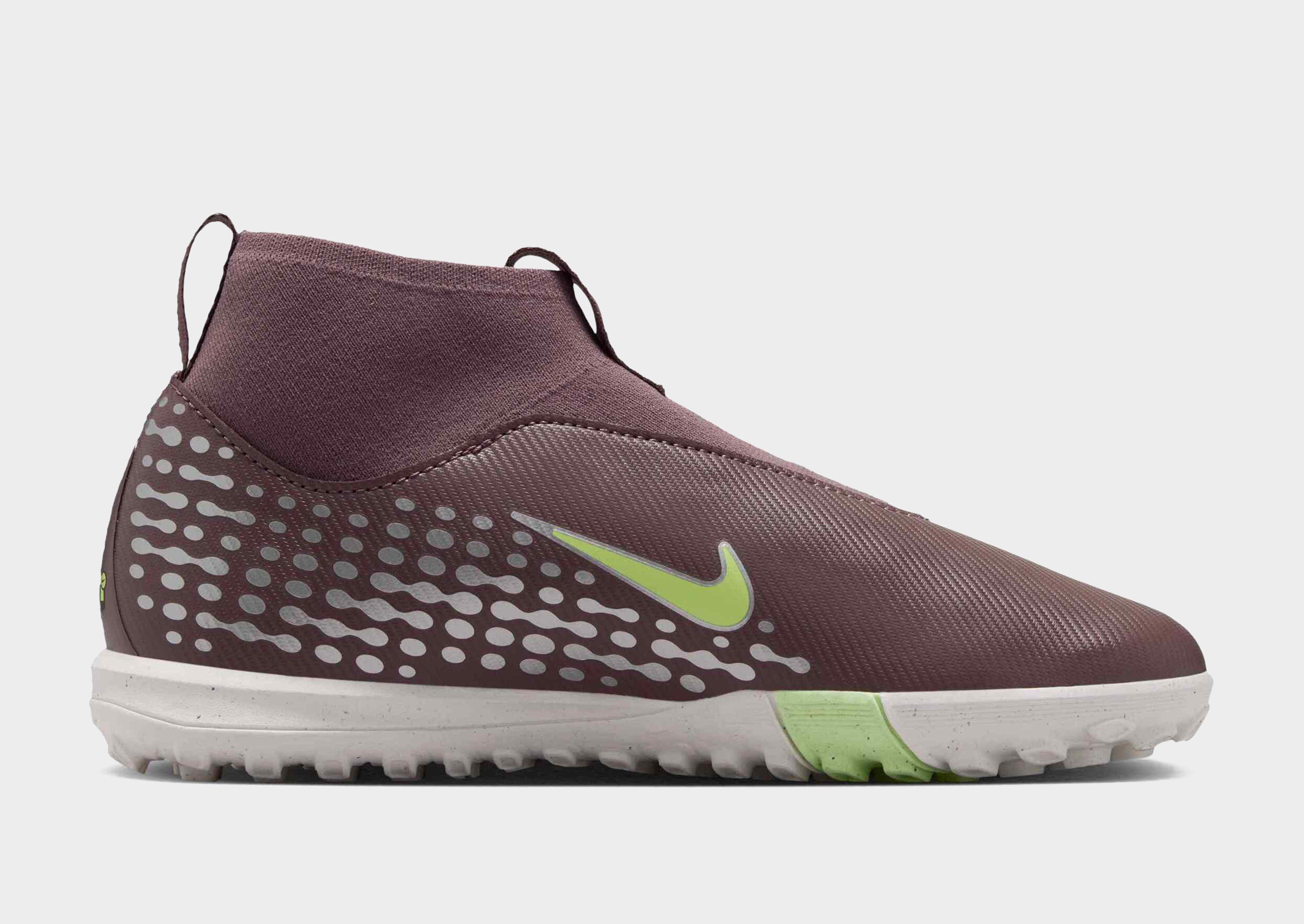 Nike OLDER KIDS' TURF