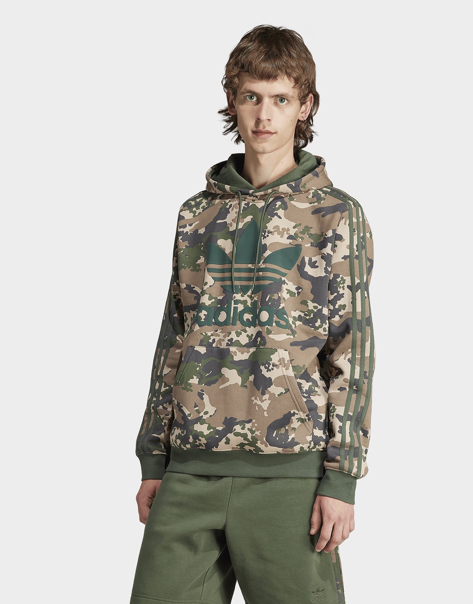 adidas Sweat-shirt Ã  capuche graphisme camouflage - JD Sports France