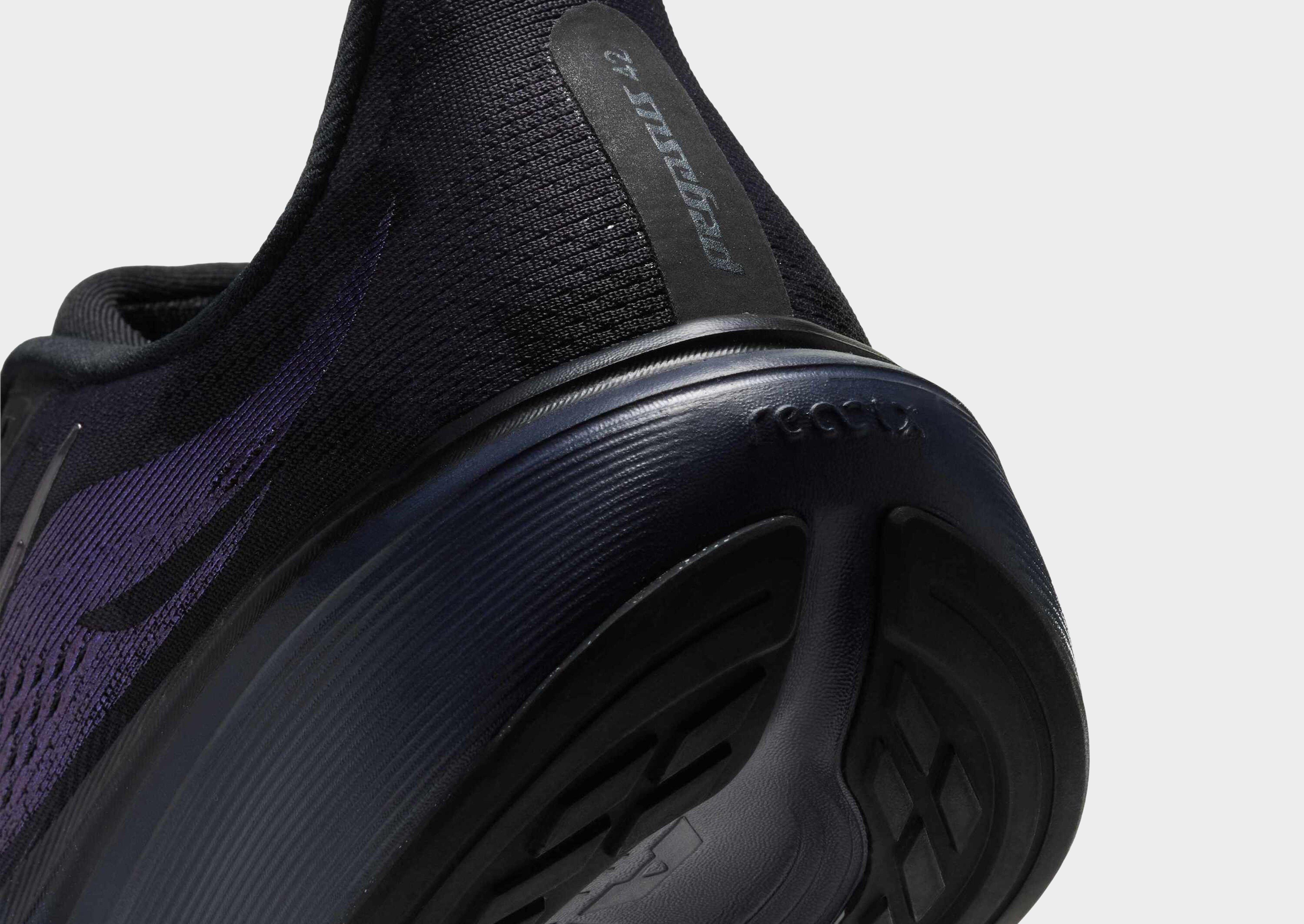 Nike Pegasus 42 Road 'Gridiron Black' — photo 5