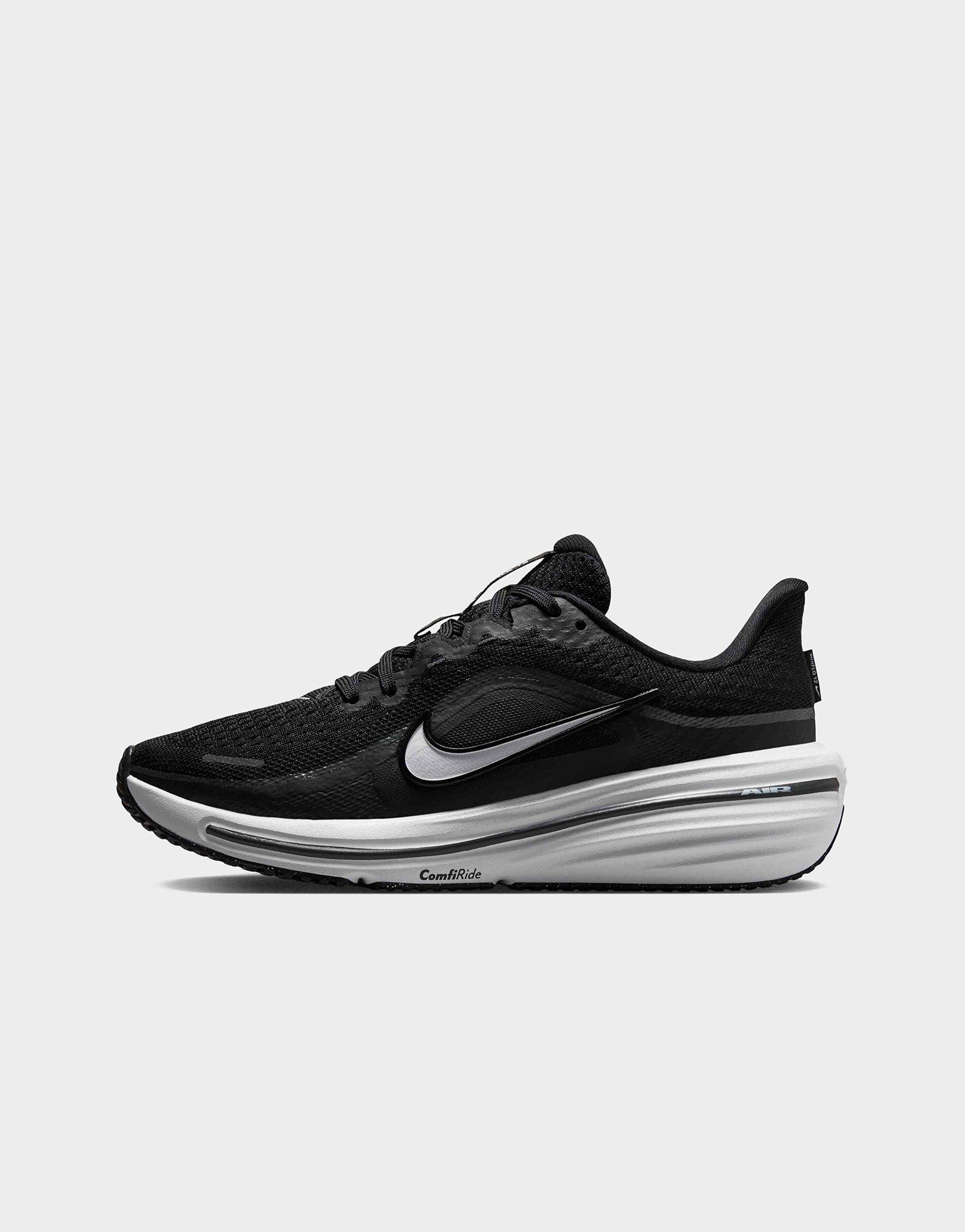 Nike OLDER KIDS' ROAD