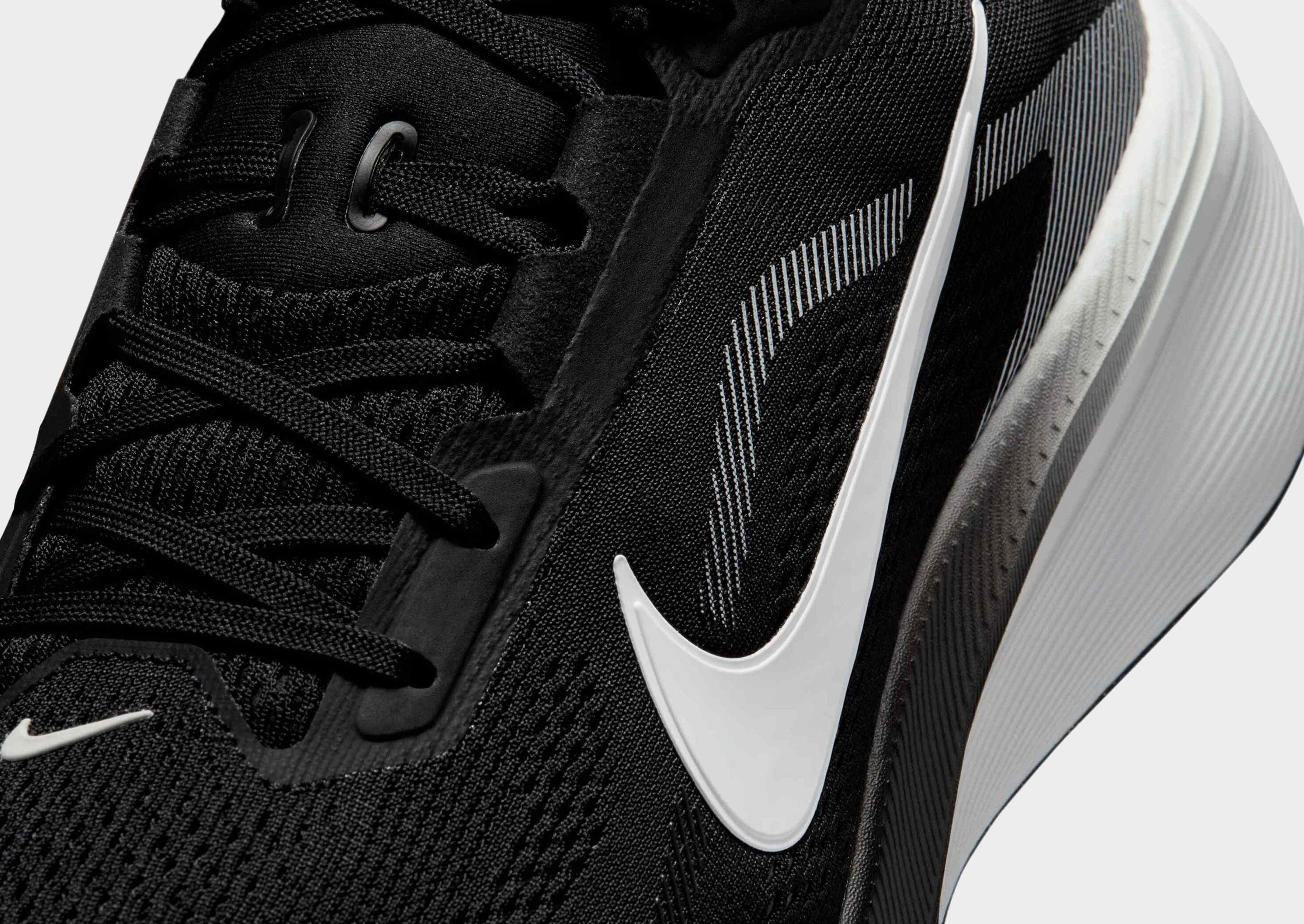 Nike Chaussure de running sur route pour homme (large) Pegasus 42