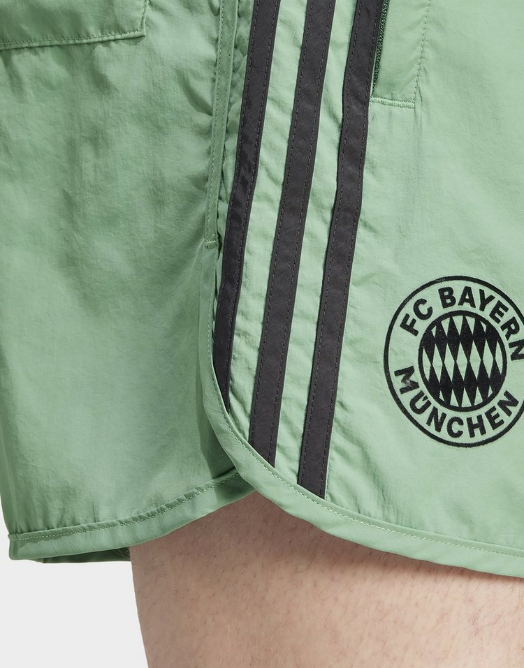 adidas FC Bayern Adicolor Classics 3-Stripes Shorts