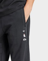 adidas Originals กางเกงขายาวผู้ชาย x Mickey Mouse Embroidery