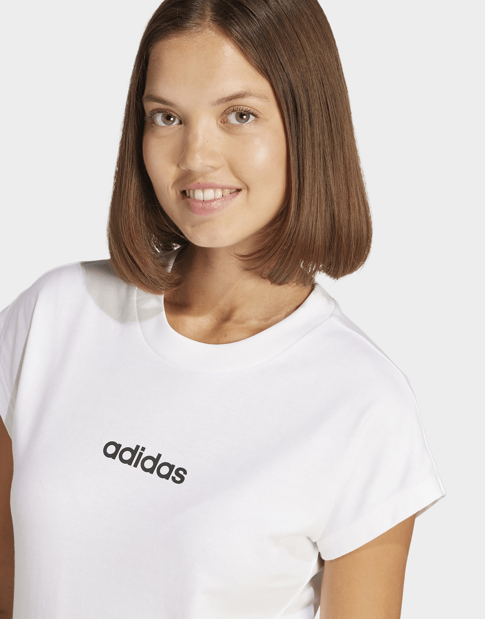 adidas Women's Essentials Linear Cotton T-Shirt White/Black — foto 4