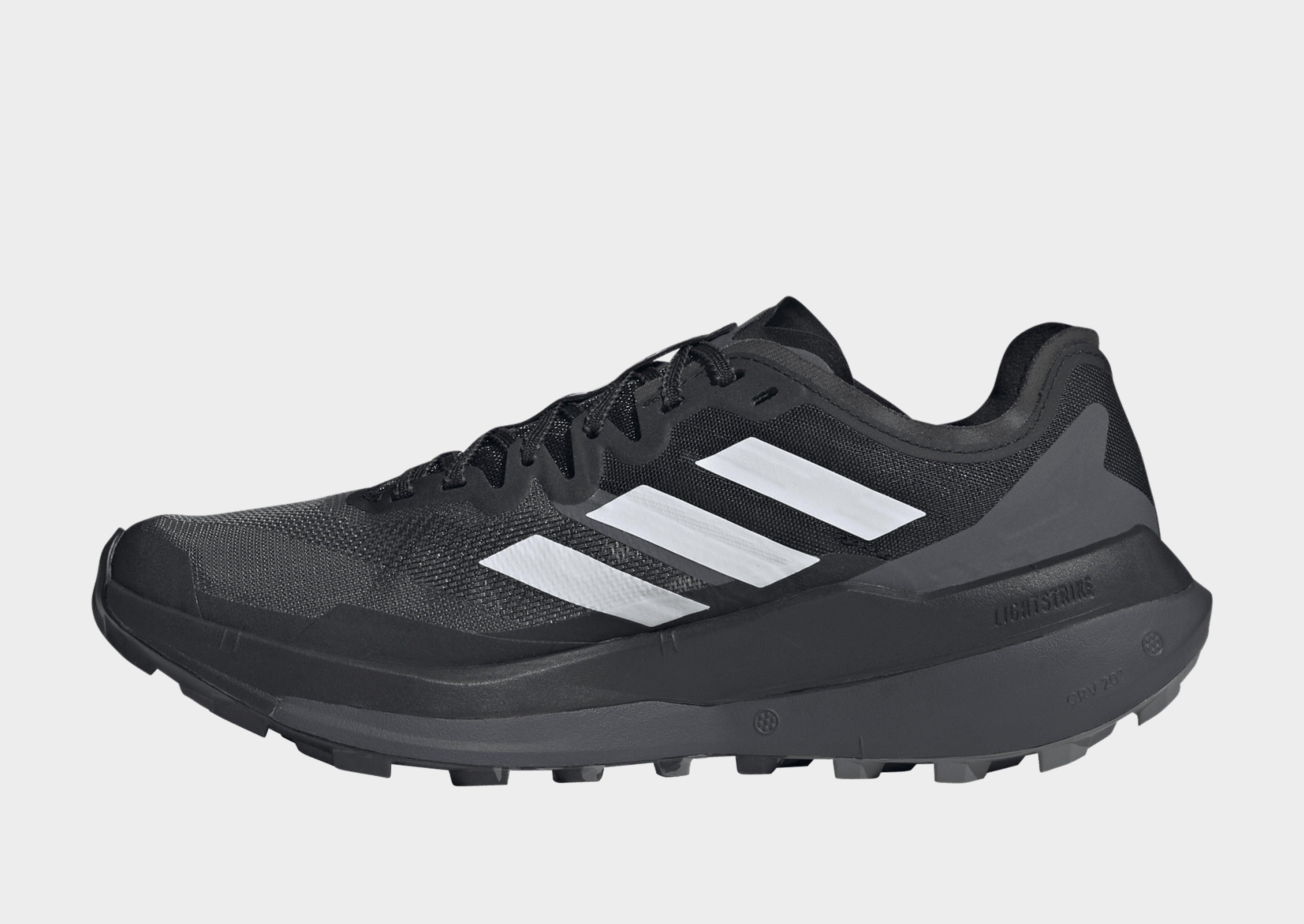 値段交渉⭕️ adidas TERREX AGRAVIC 黒 レフリー　審判 値段交渉⭕️ adidas TERREX AGRAVIC 黒 レフリー 審判 - メルカリ