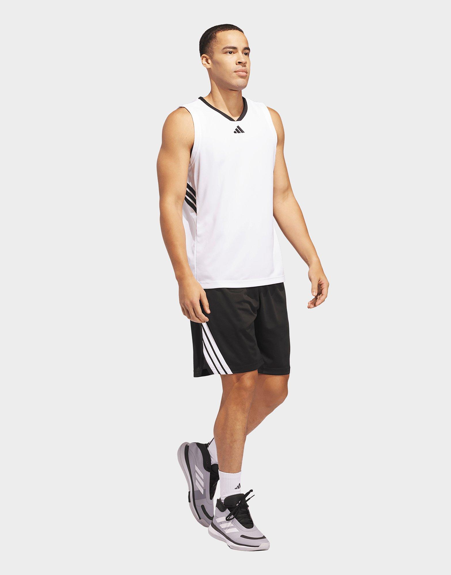 adidas Legends 3-Streifen Basketball Shorts