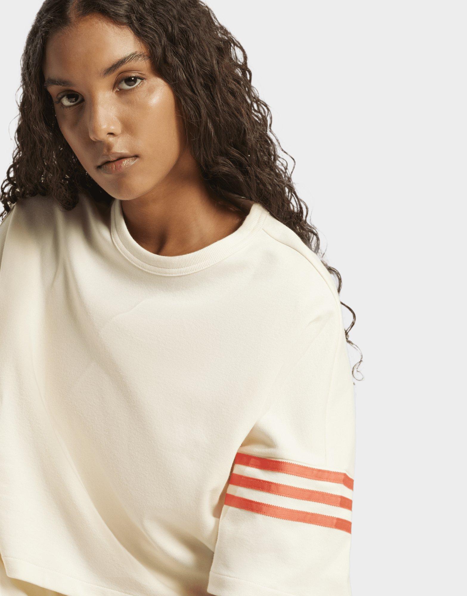 adidas Neuclassics T-Shirt