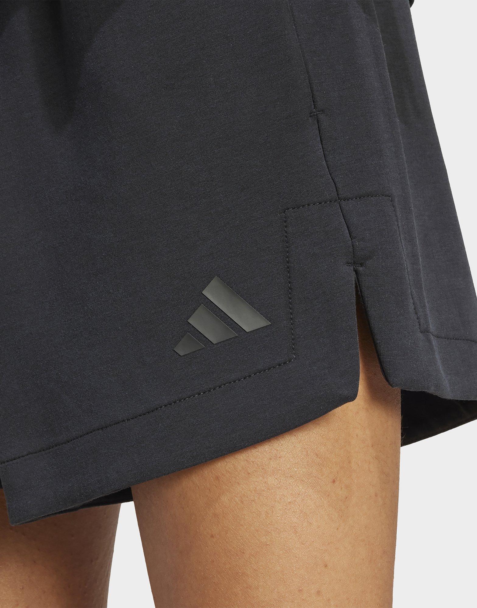 adidas Pantalón corto Soft Lux Loose