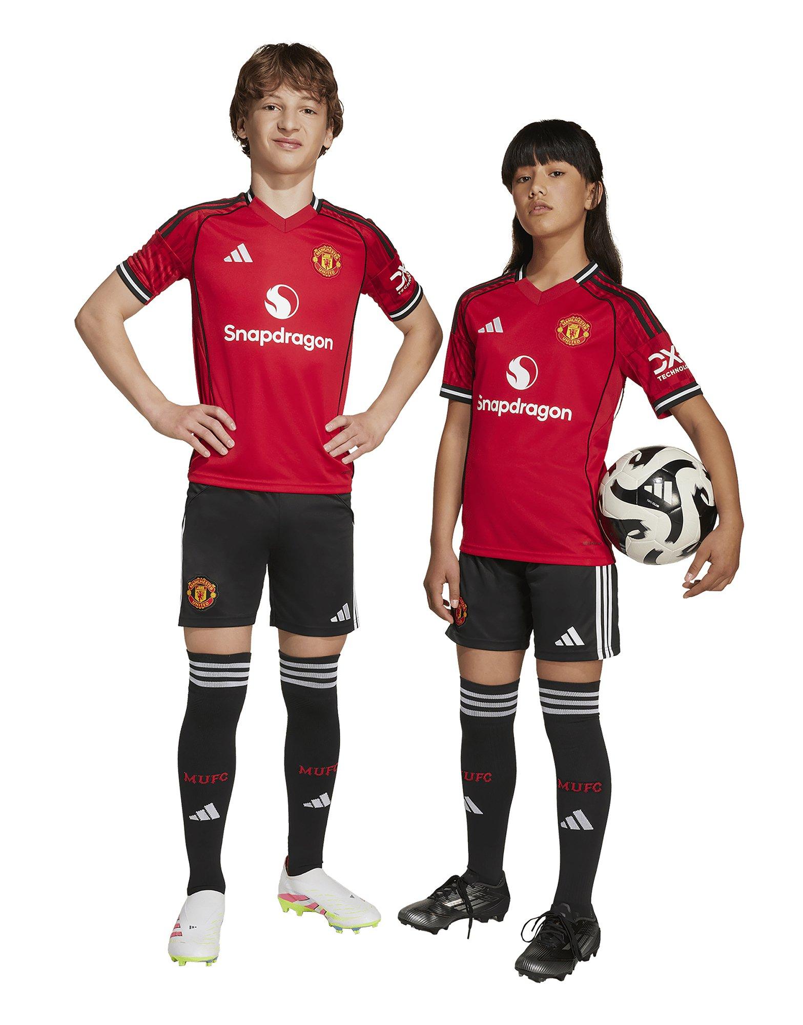 adidas Manchester United FC 2025/26 Home Shorts Junior