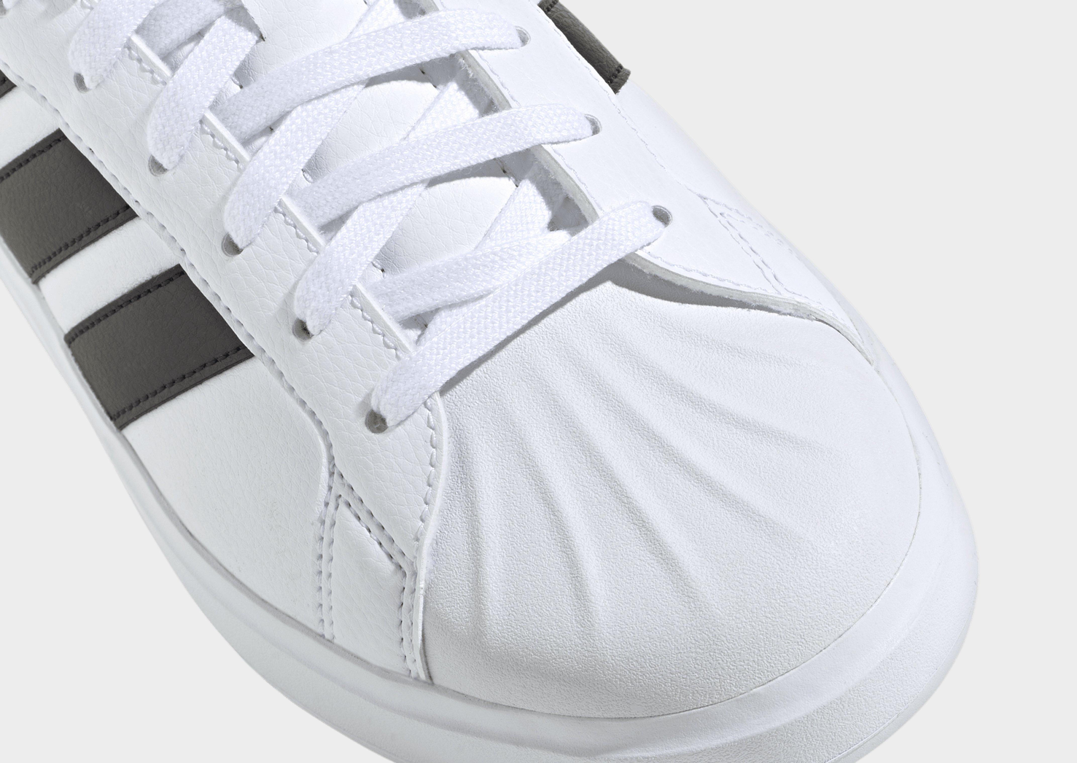 adidas Streettalk