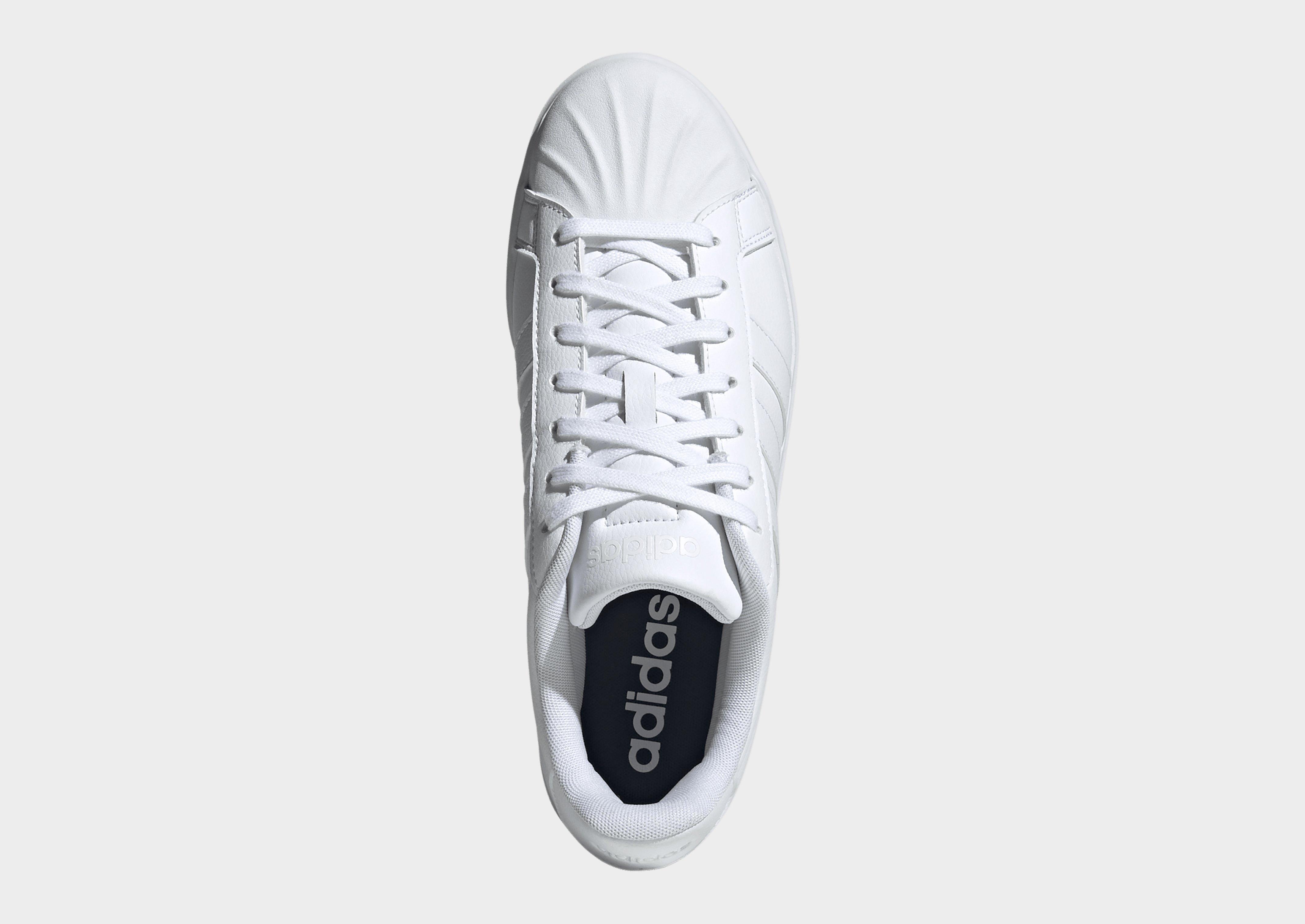 adidas Streettalk