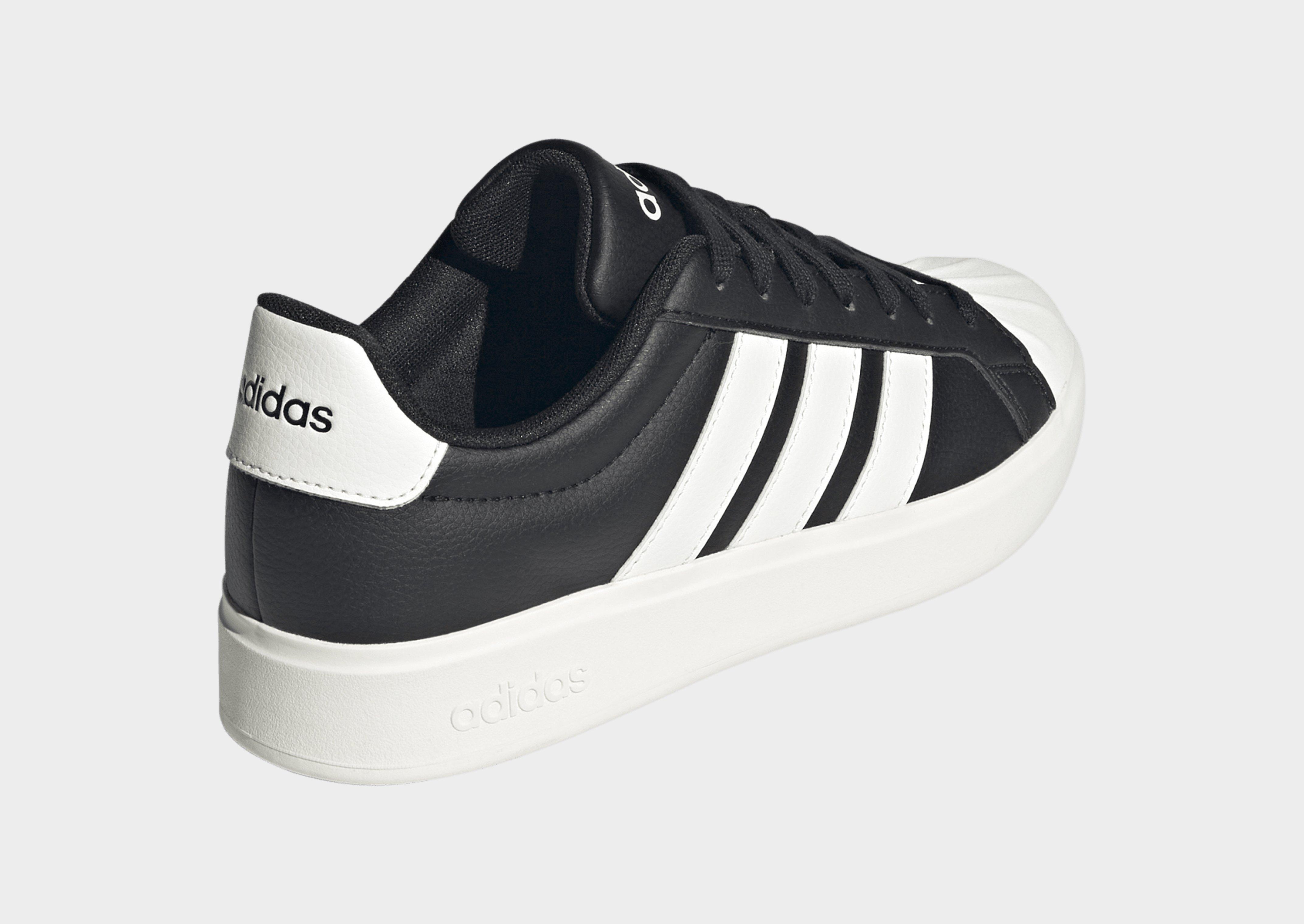 adidas Streettalk