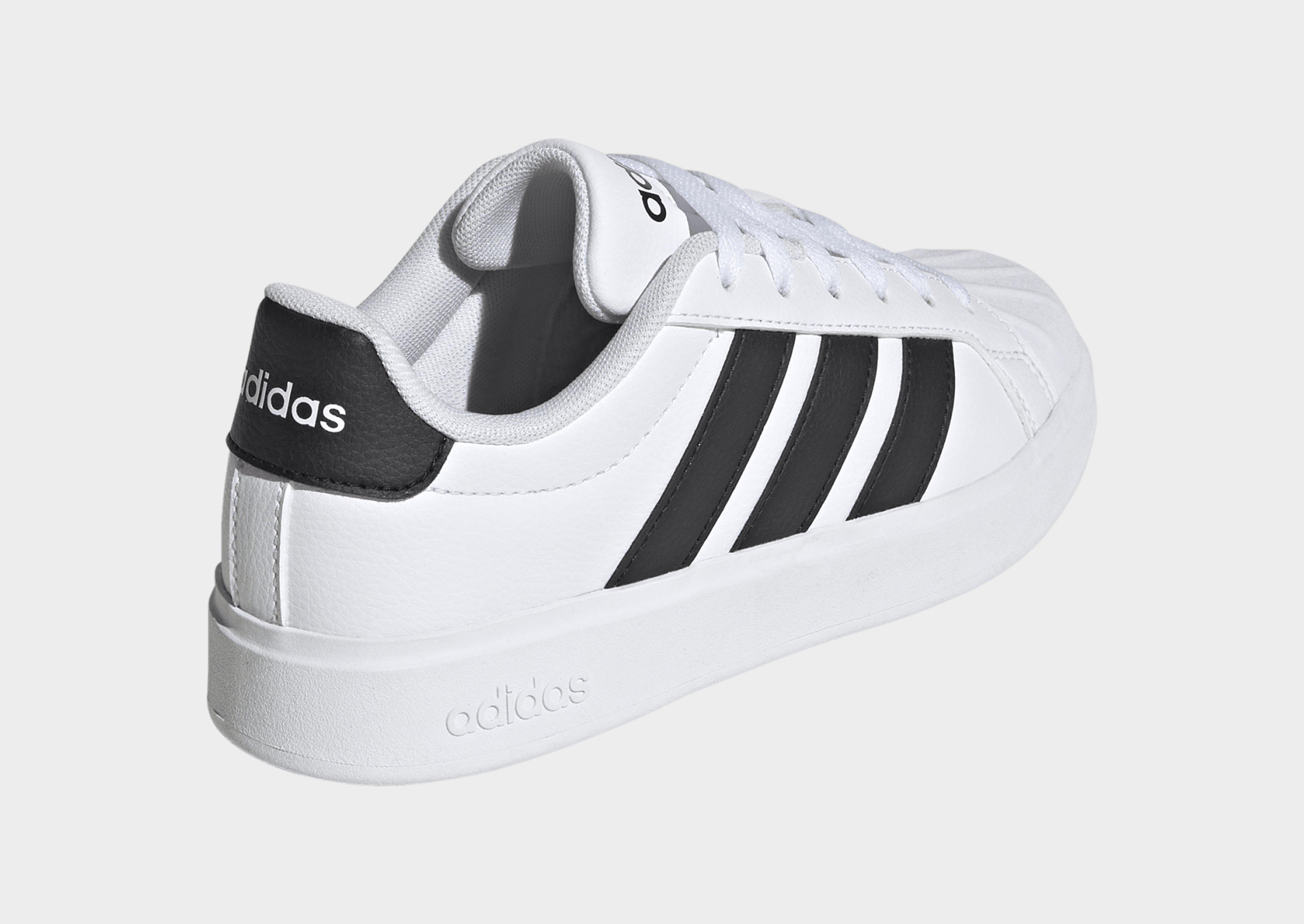 adidas Streettalk