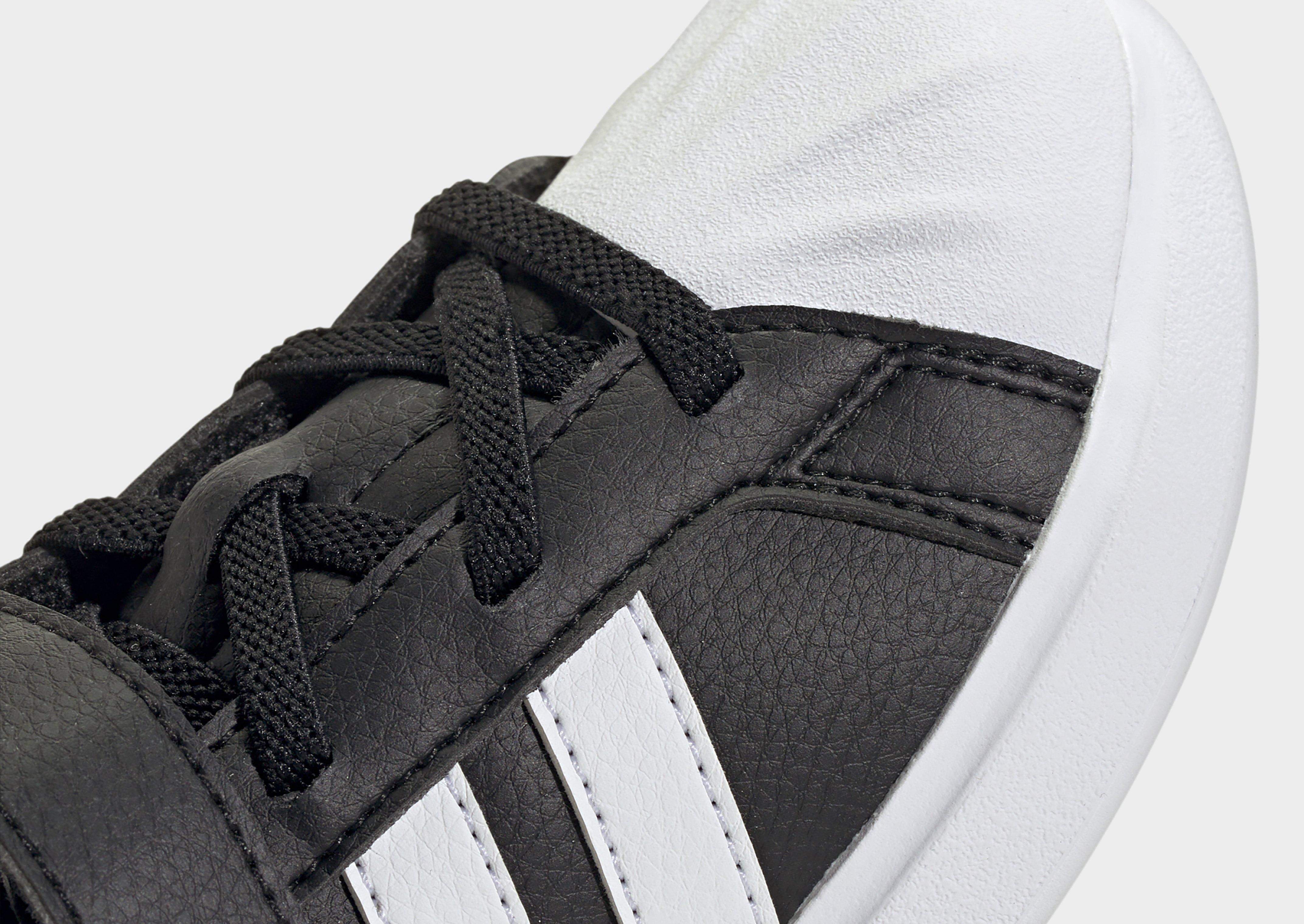 adidas Streettalk