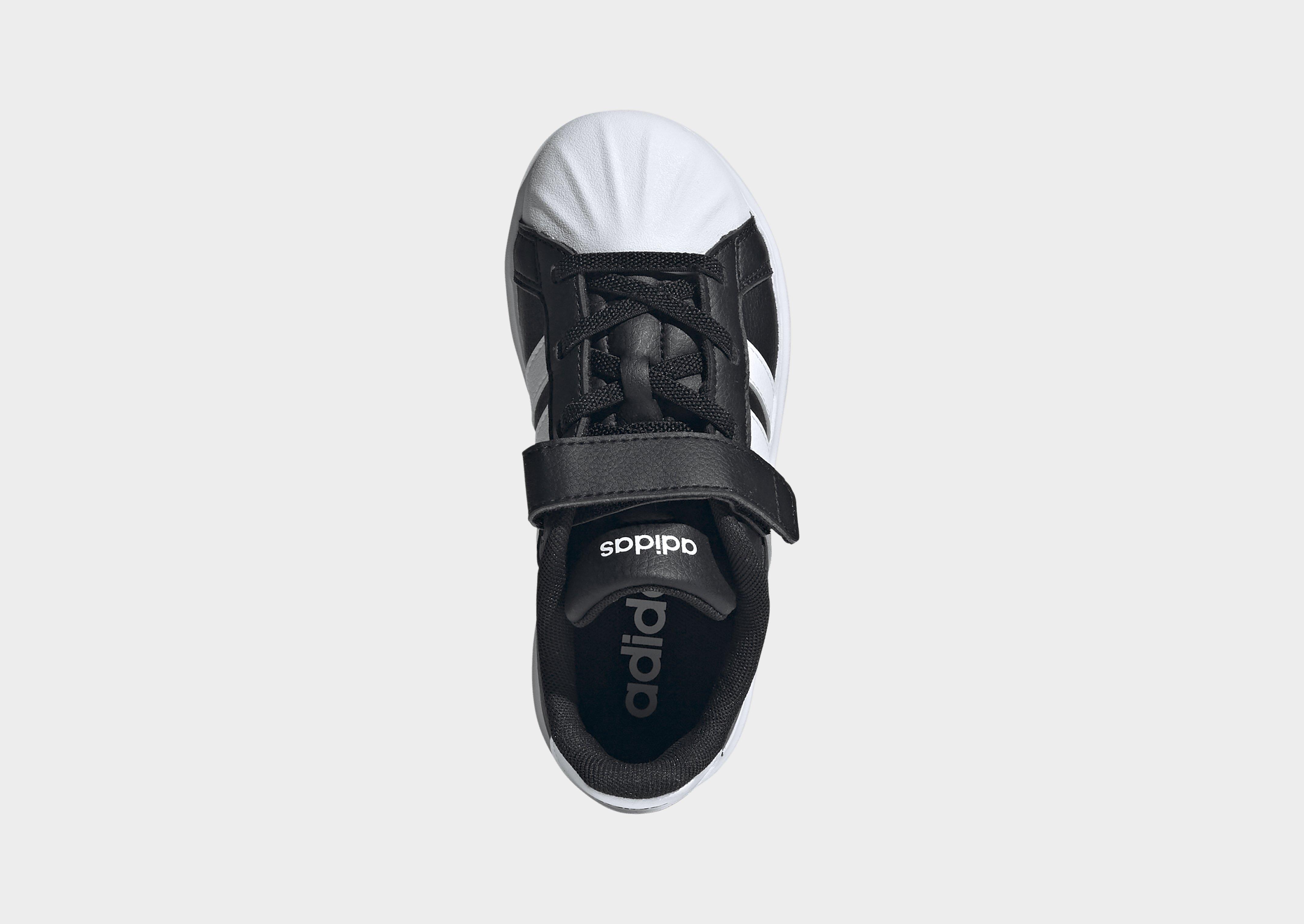adidas Streettalk