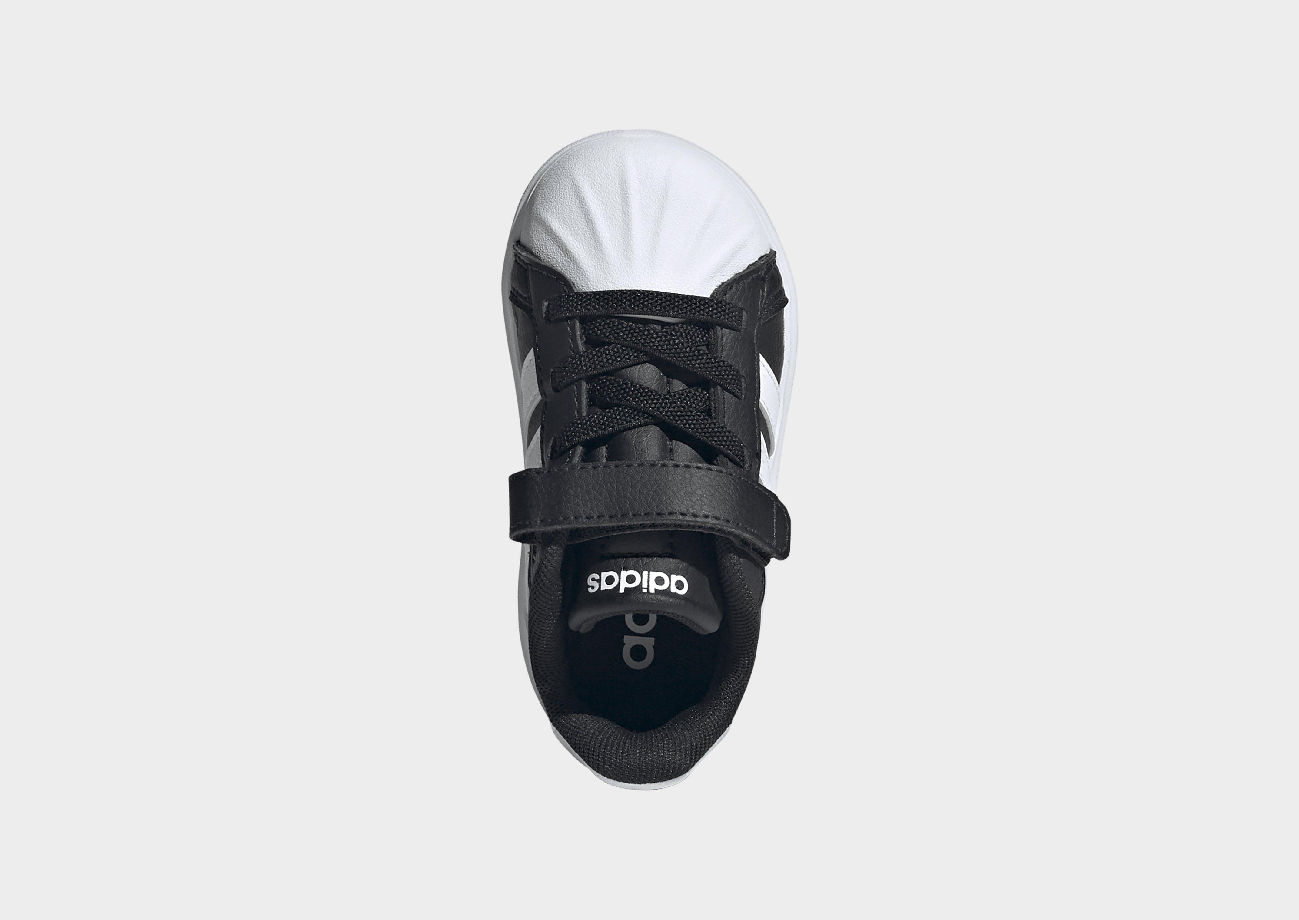 adidas Streettalk