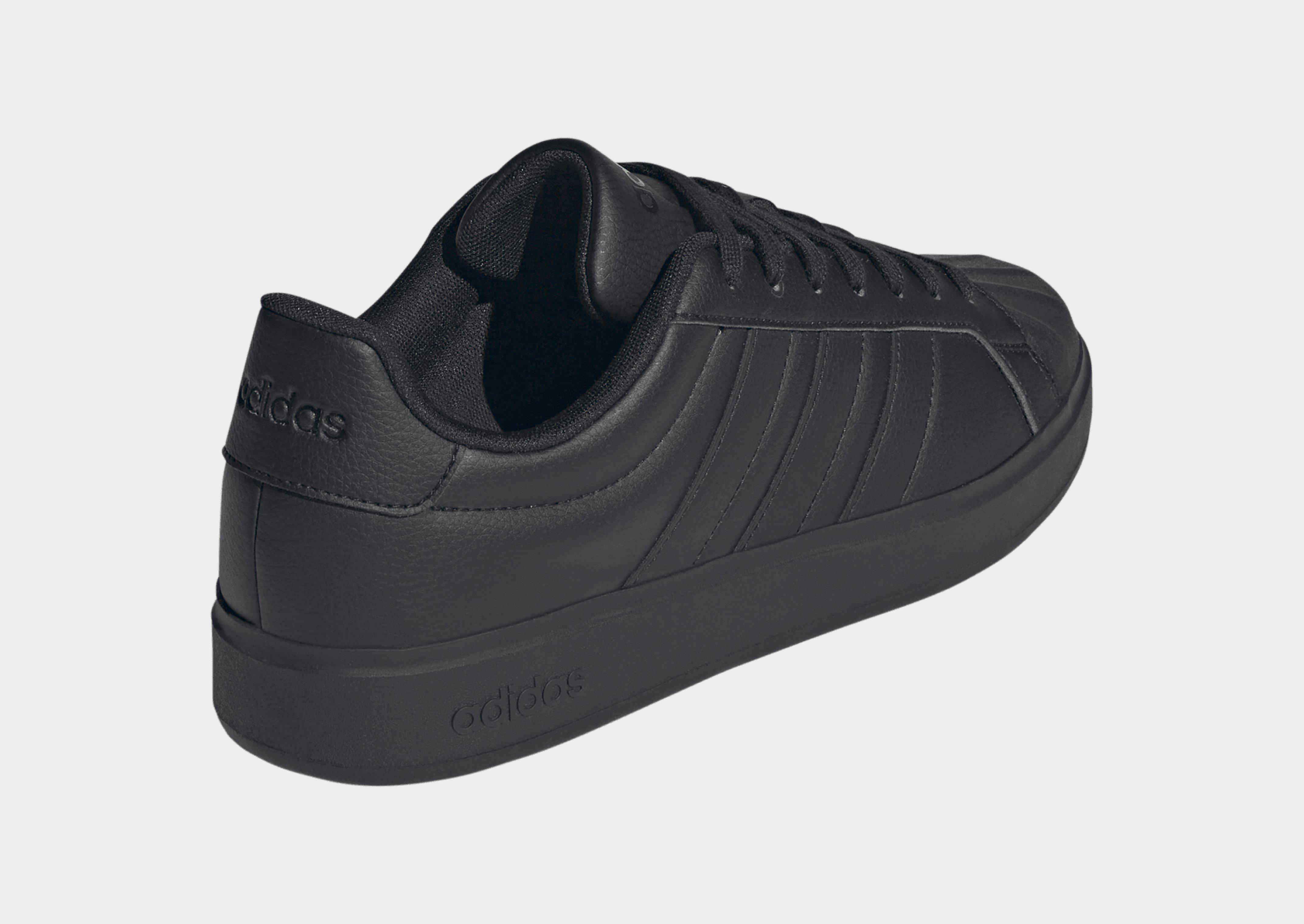 adidas Streettalk