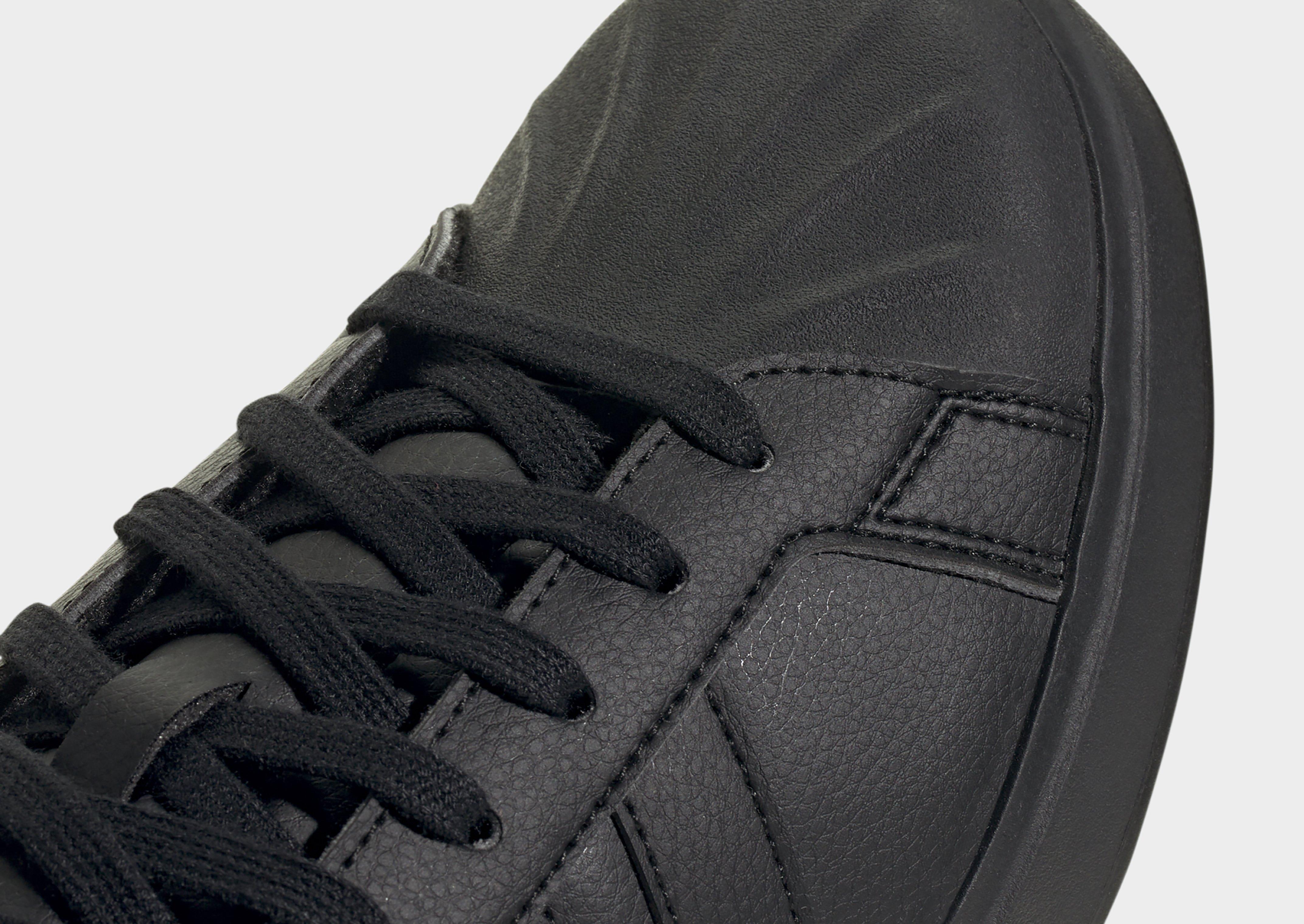 adidas Streettalk