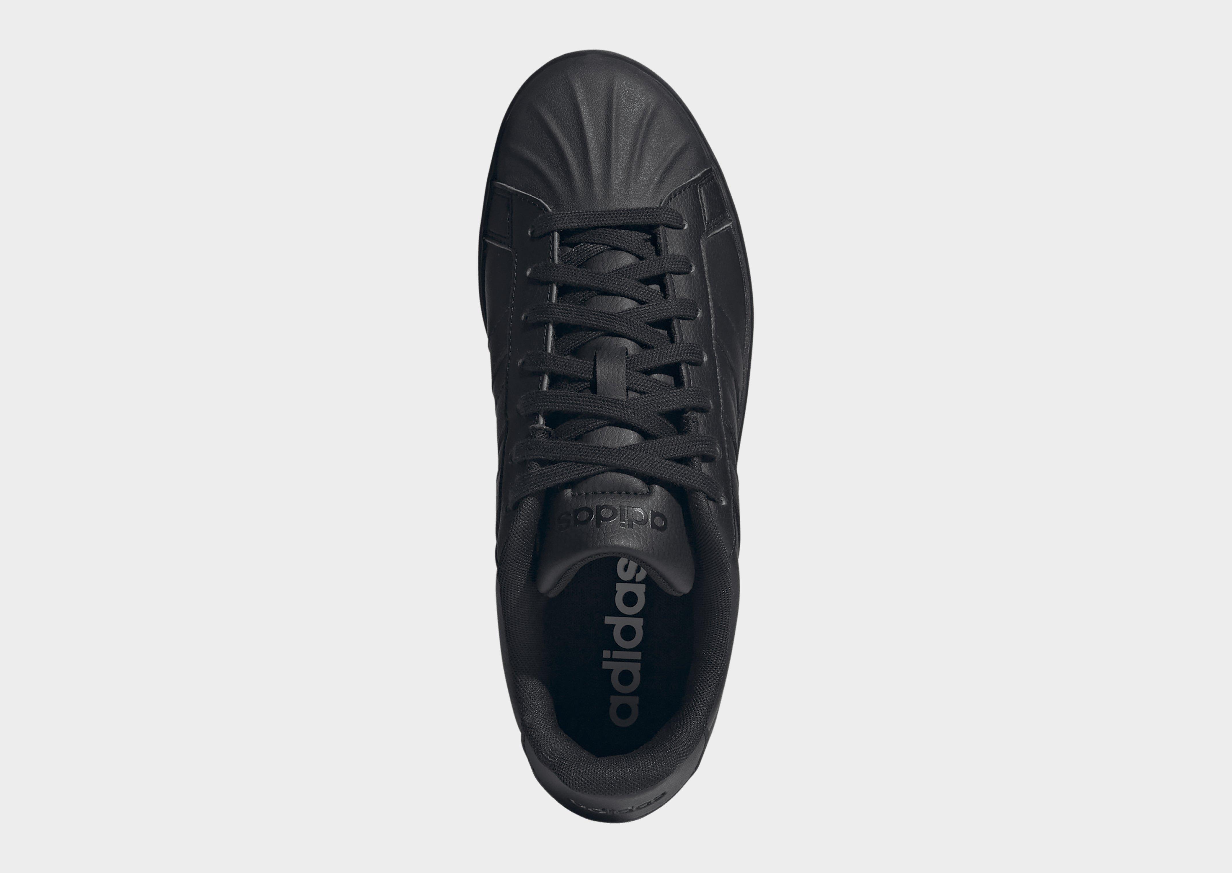 adidas Streettalk