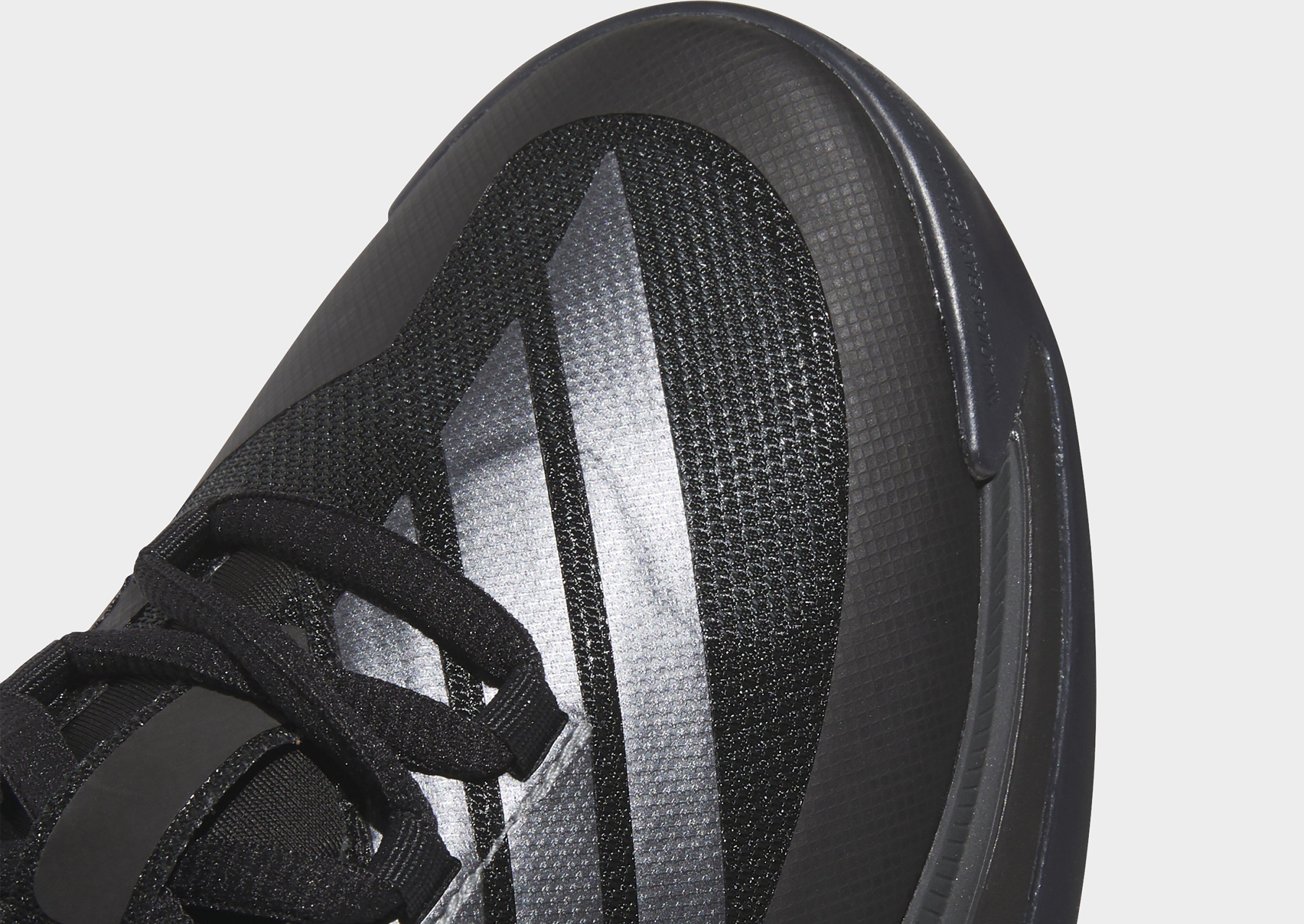 adidas Adizero Select 3.0 Low Sneaker