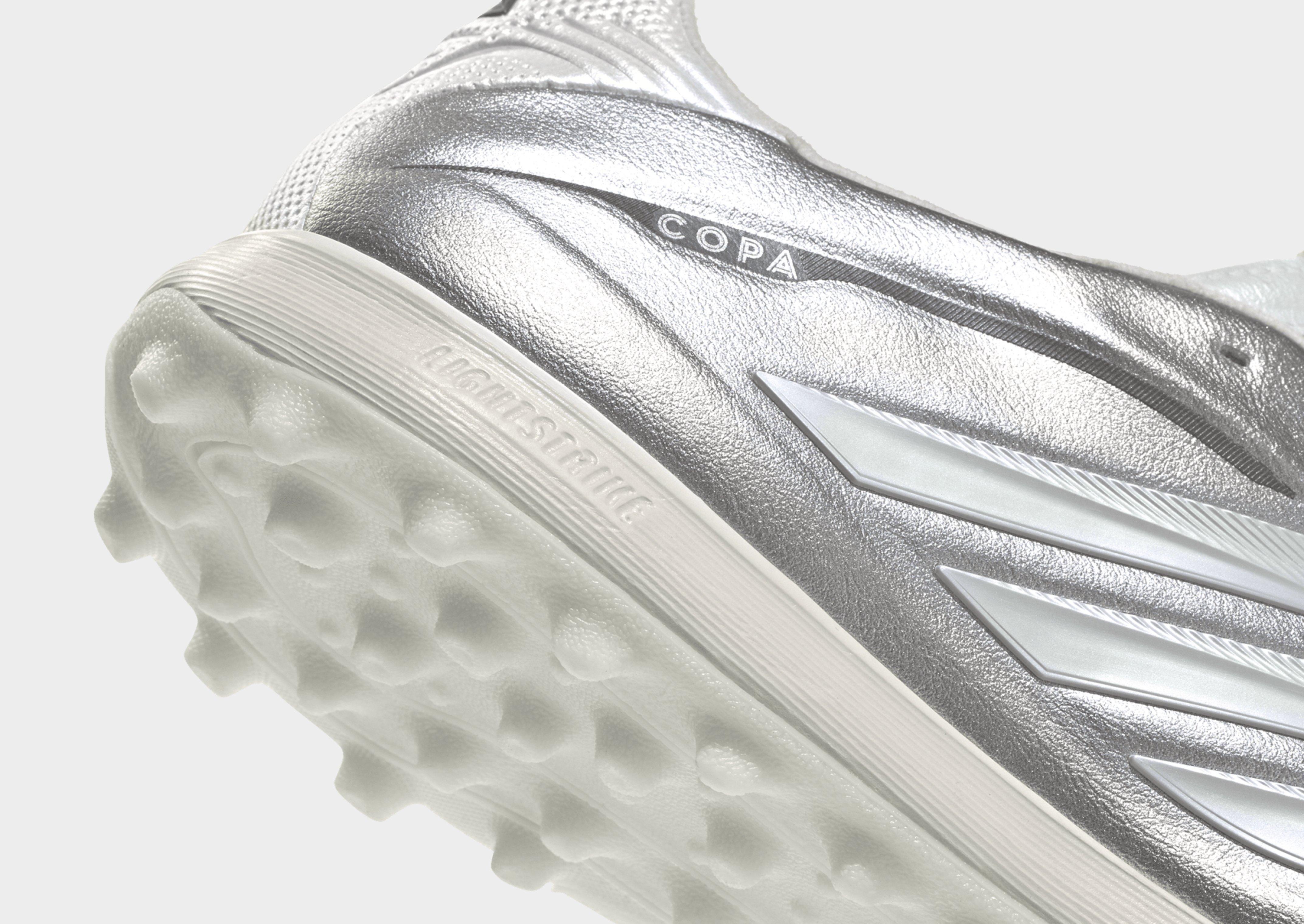 adidas Chaussure de football COPA PURE IV PRO Turf