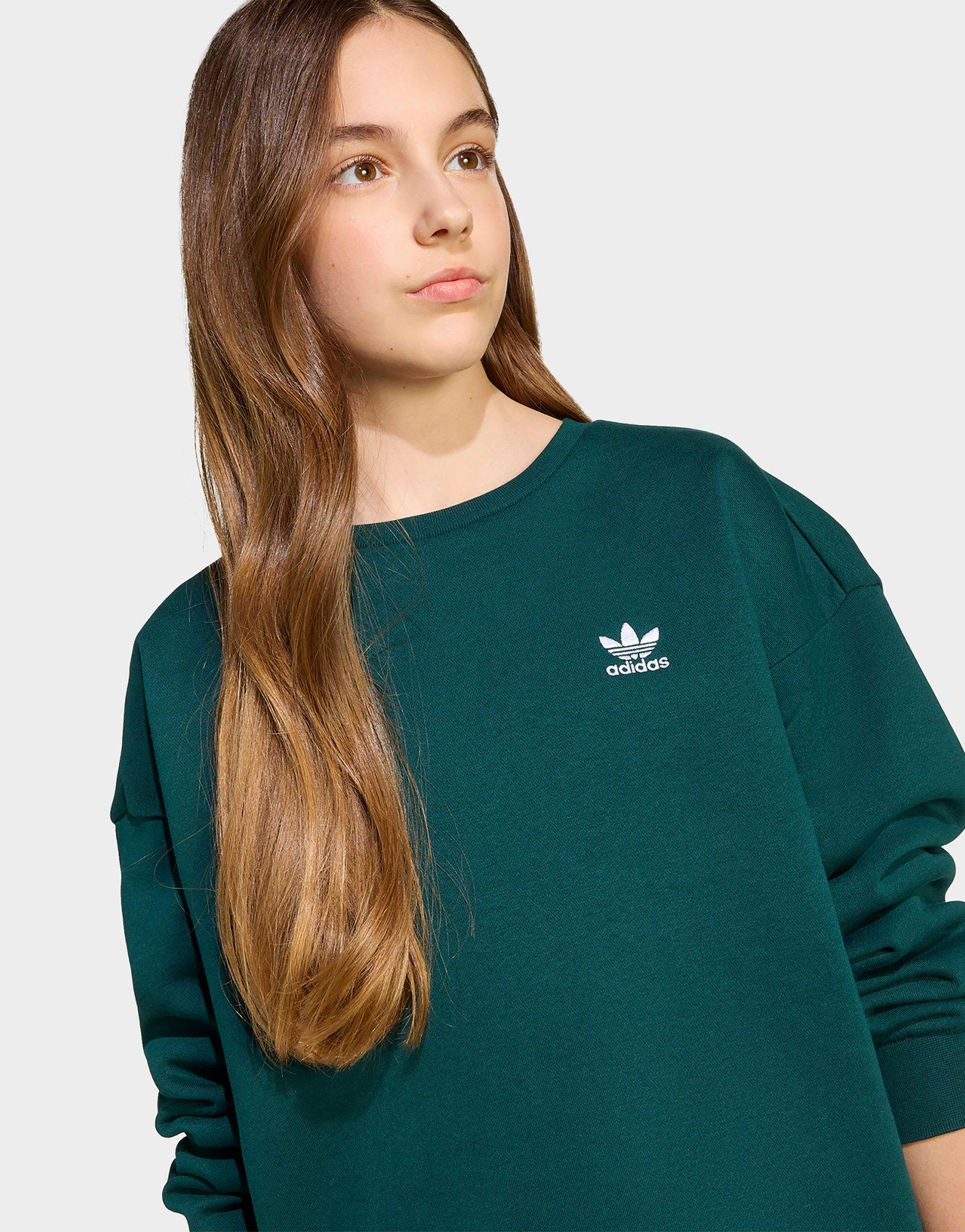 adidas Boyfriend Sweatshirt mit Rundhalsausschnitt