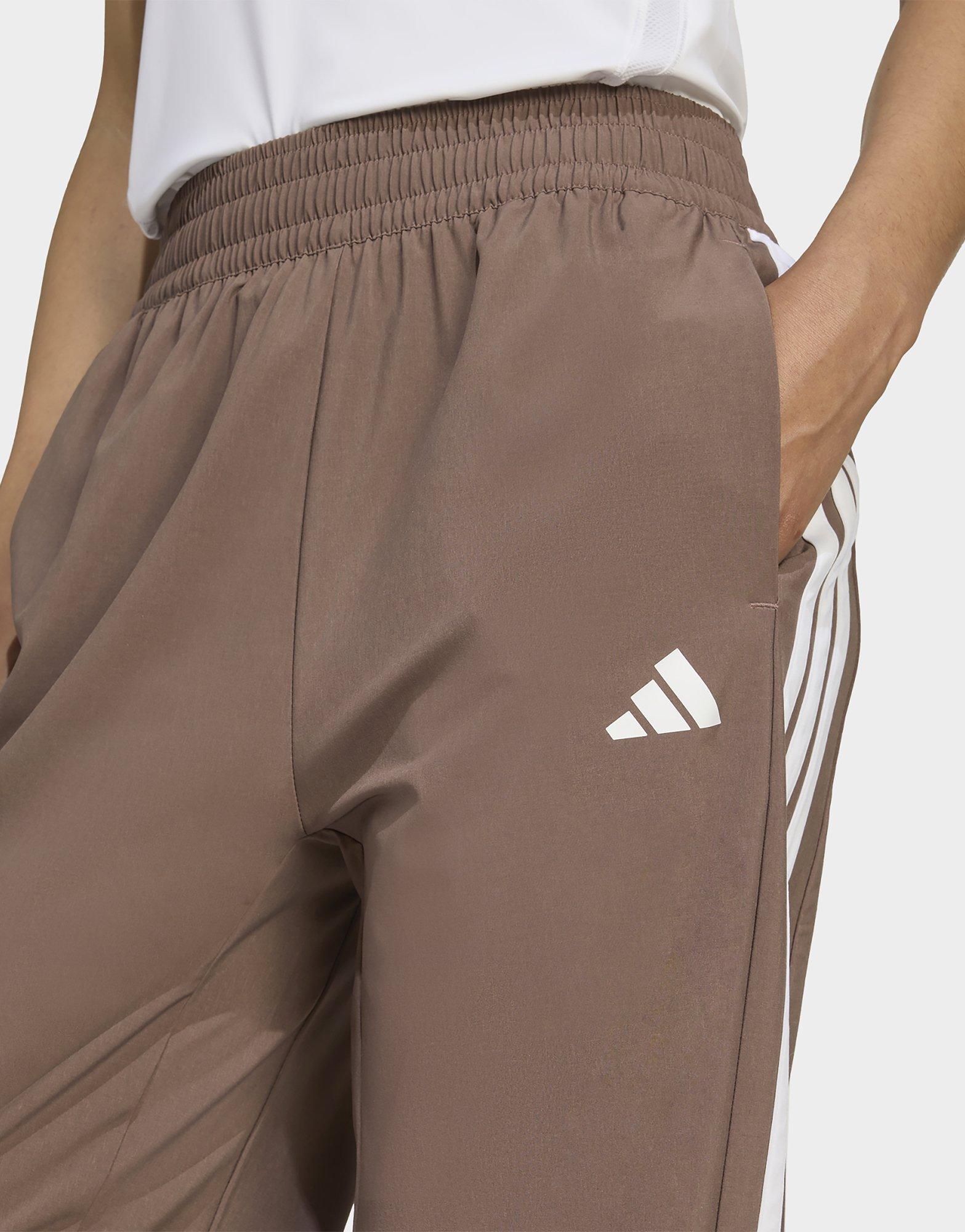 adidas Pantalón Train Essentials Woven 3 bandas