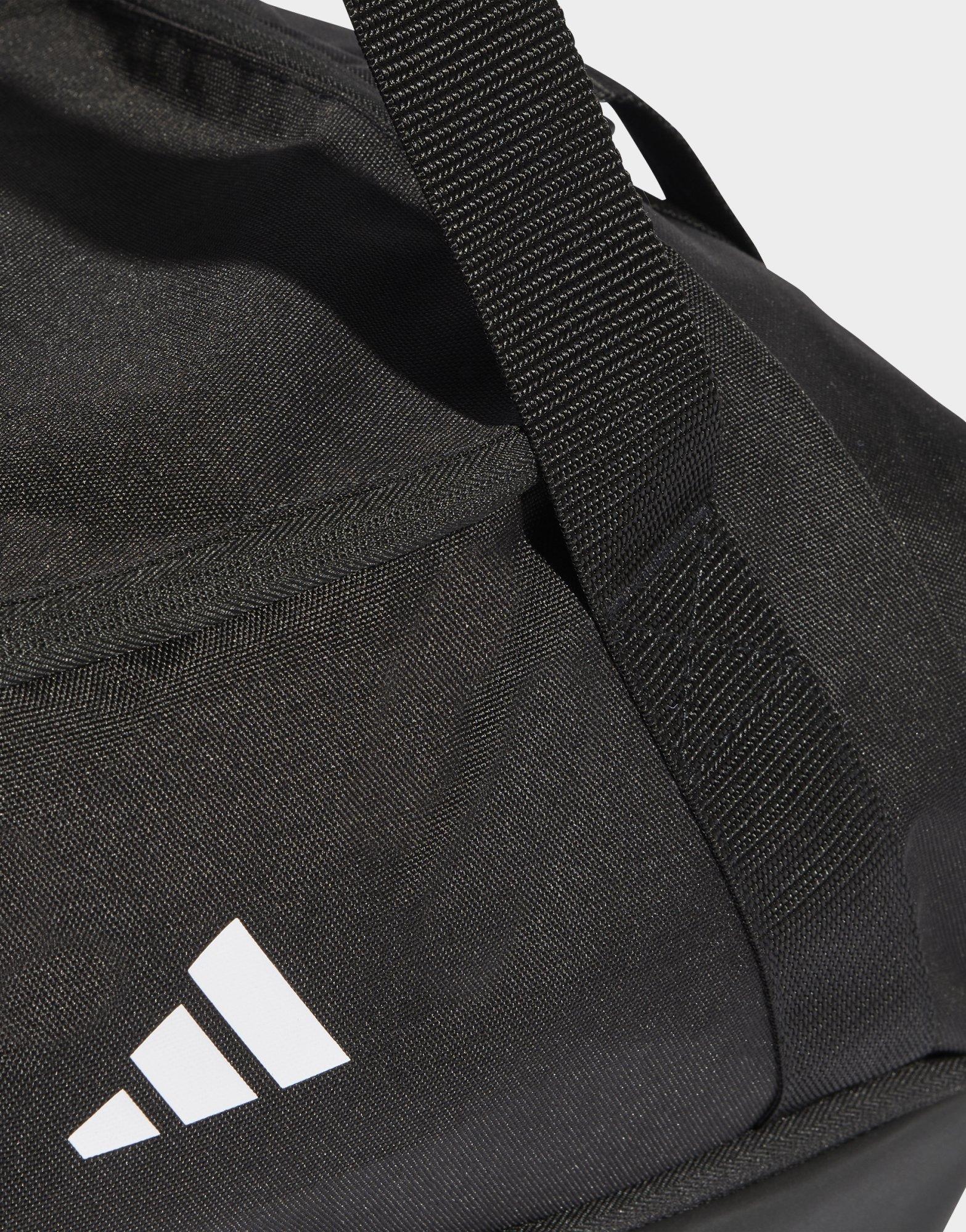 adidas SAC DE SPORT TIRO PETIT FORMAT AVEC COMPARTIMENT INFÉRIEUR