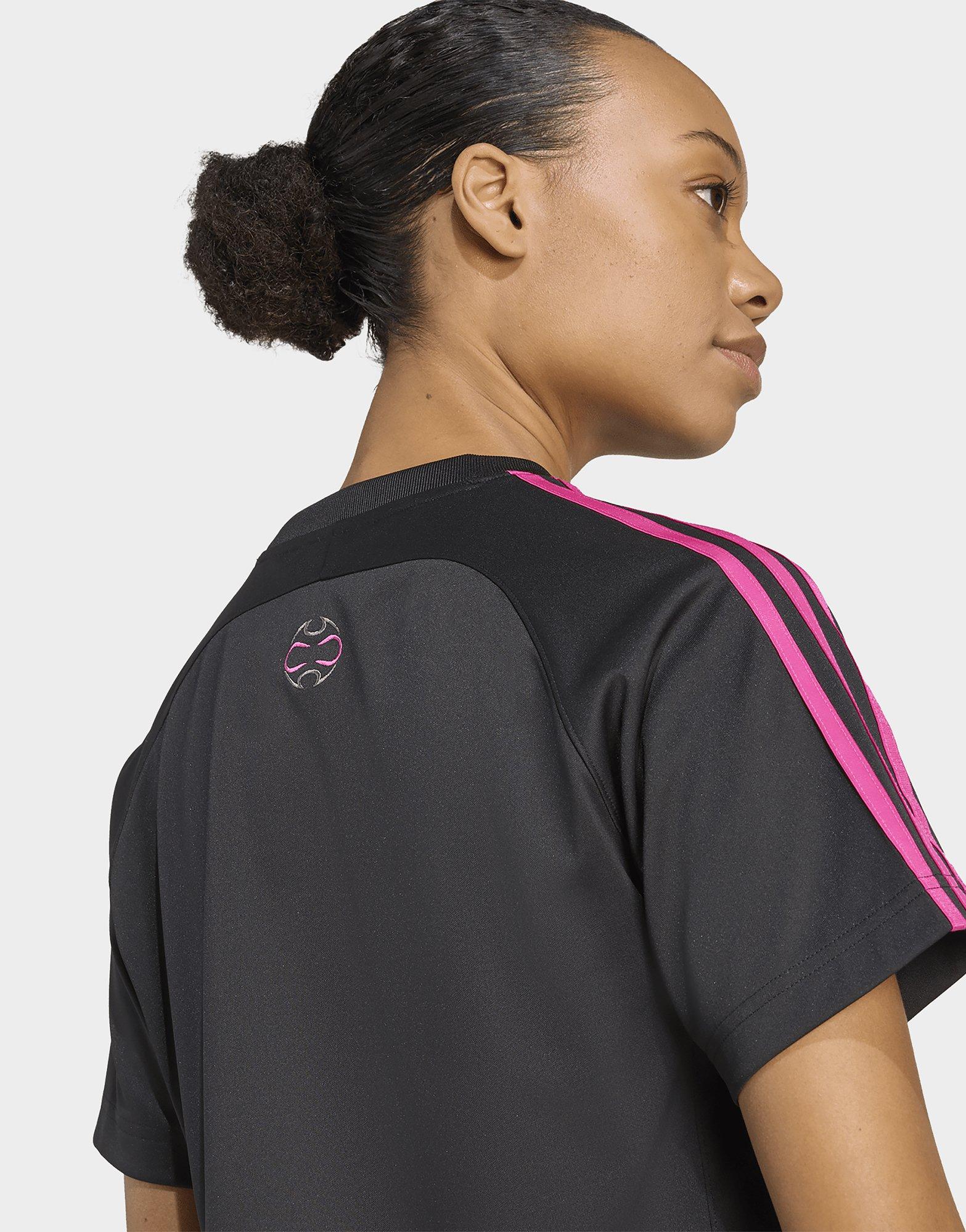 adidas Adicolor Teamgeist T-Shirt, locker geschnitten