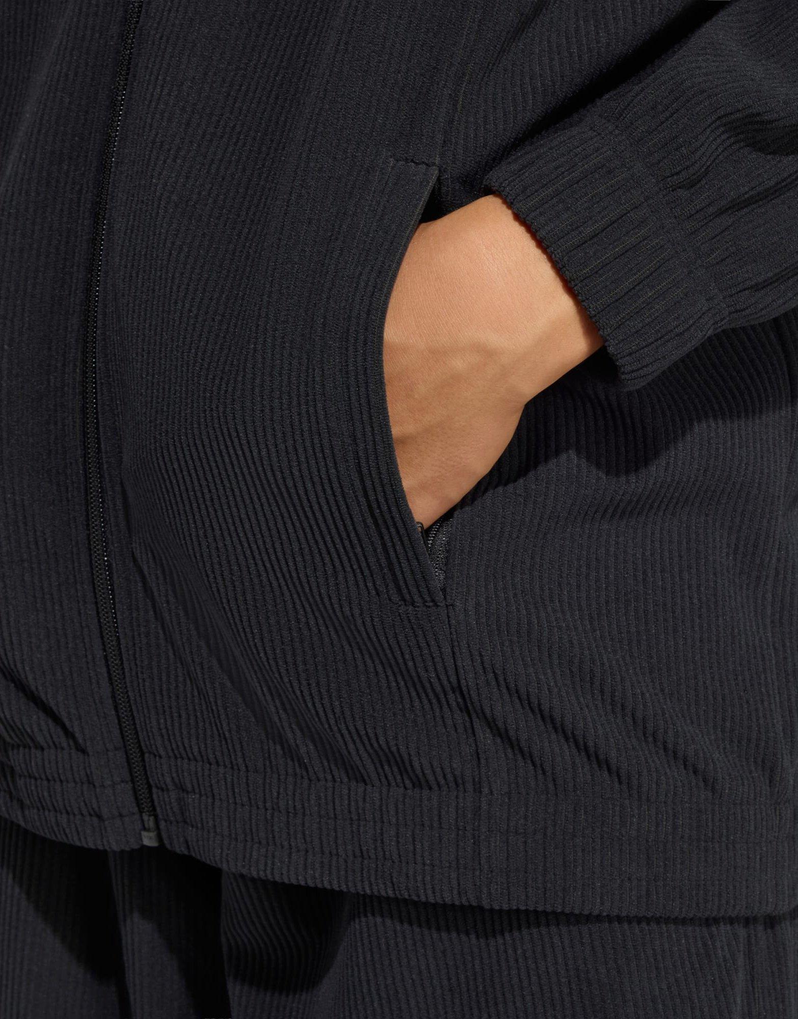 adidas SST OVERSIZED CORDUROY TRACK TOP