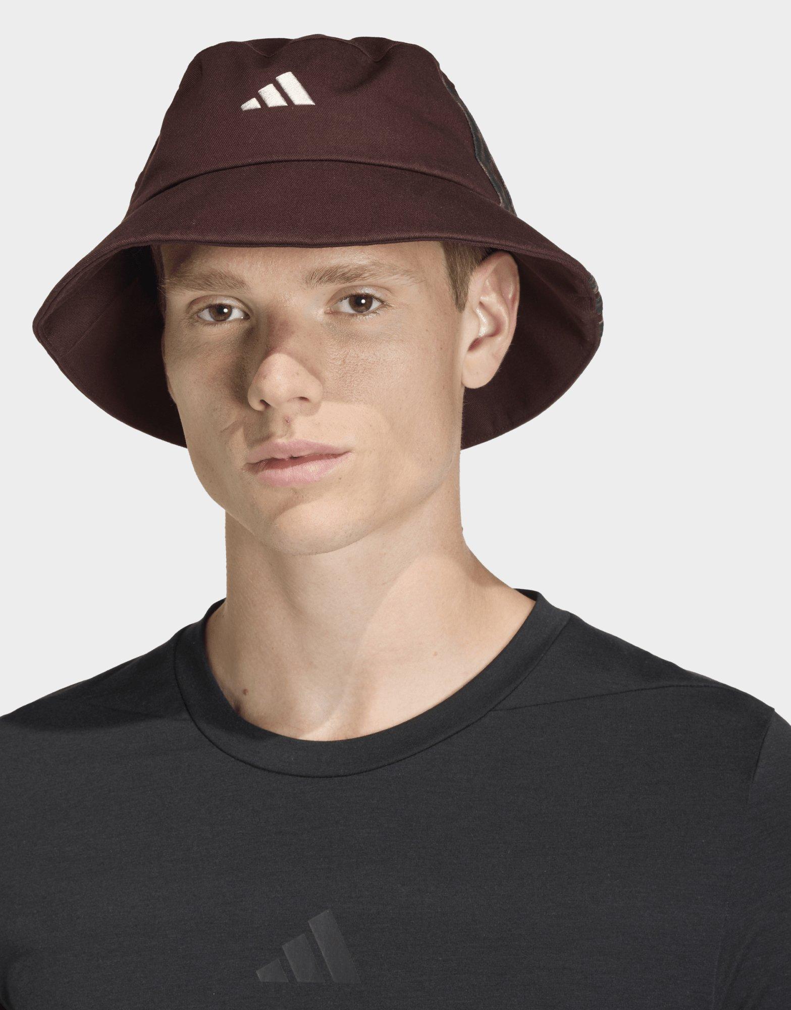 adidas Sportswear Classic Graphic Bucket Hat