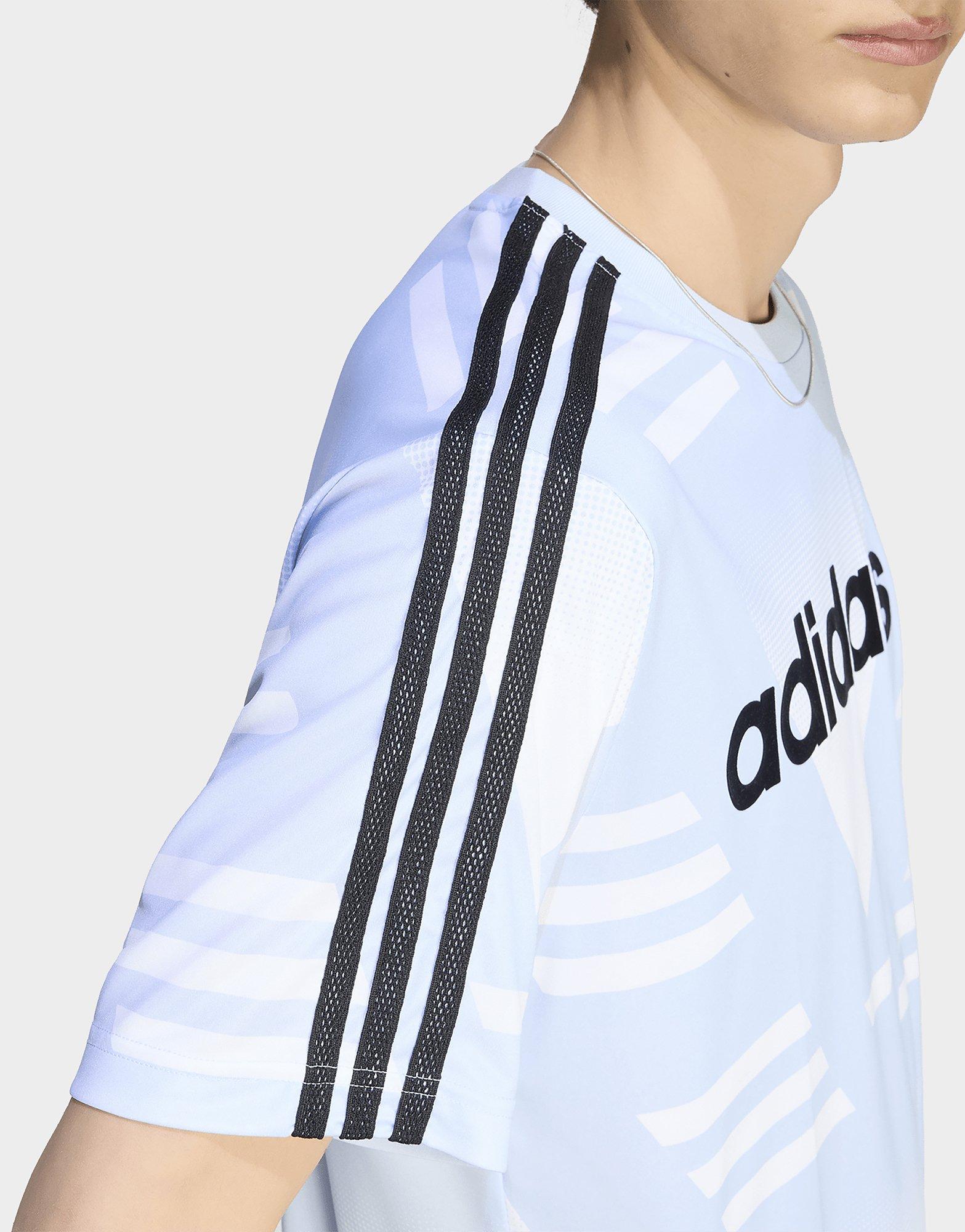 adidas LOOSE-FIT SPONSORED SHIRT