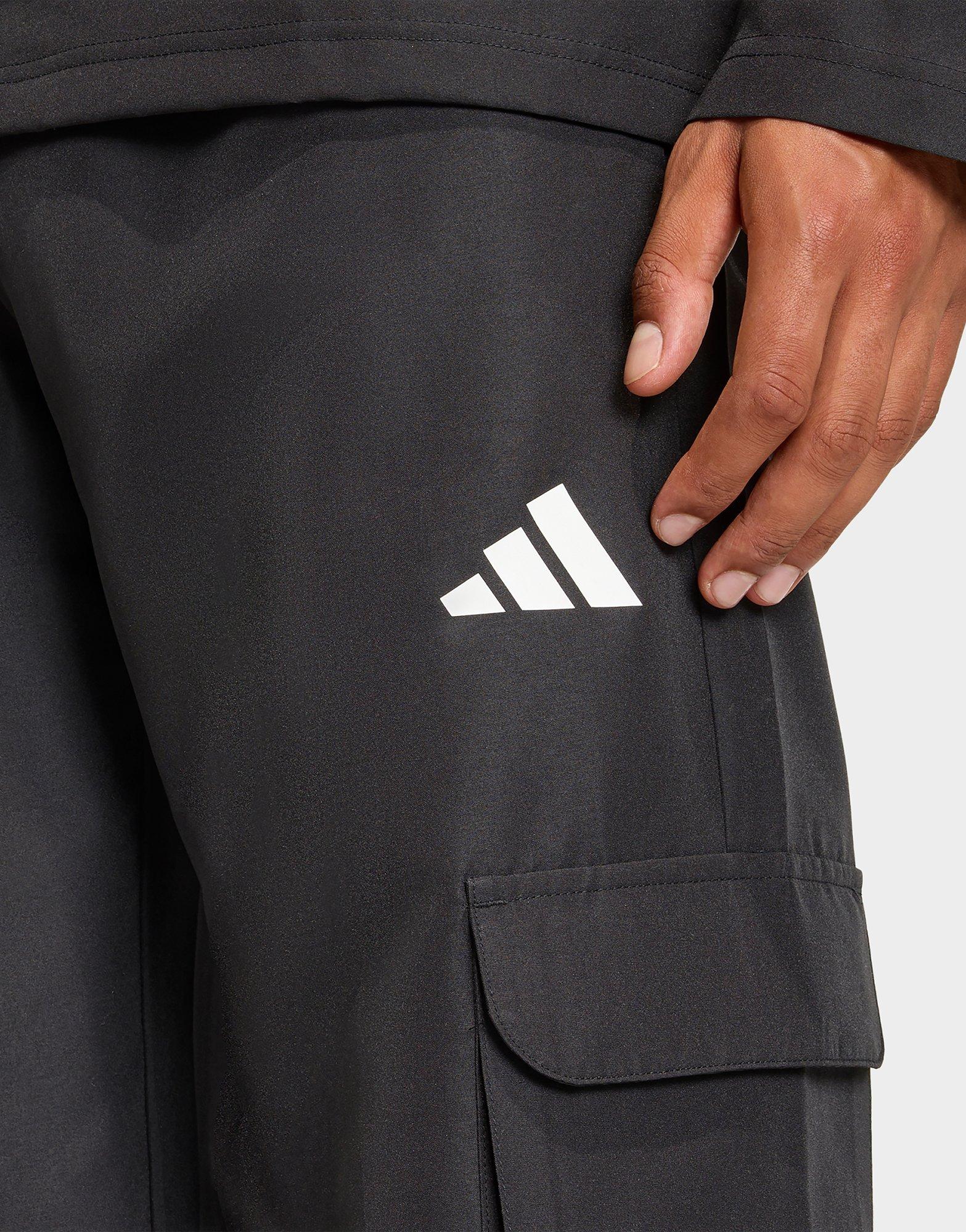 adidas Sportswear Woven Cargo-Trainingsanzug