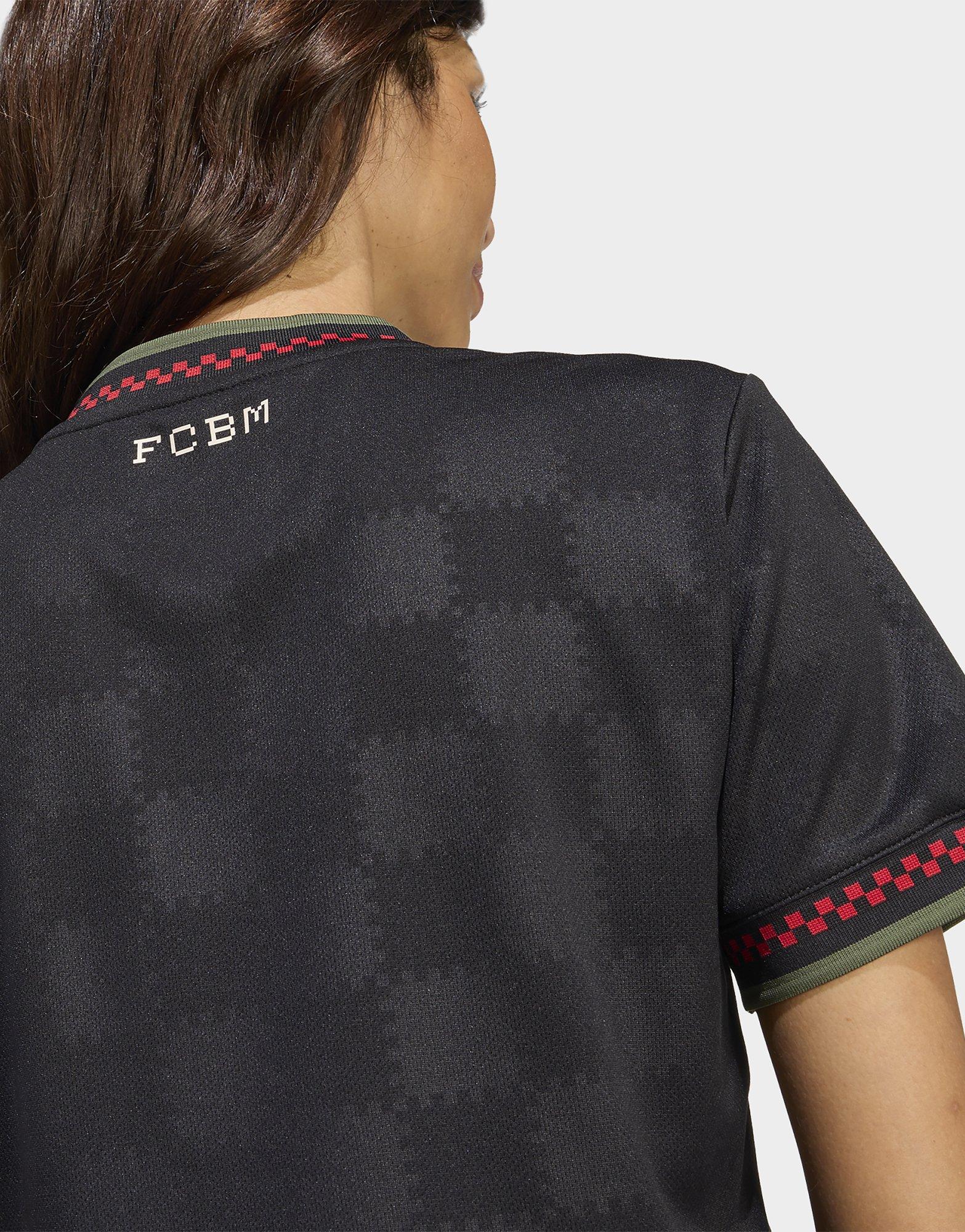 adidas FC Bayern 25/26 Cropped Third Jersey