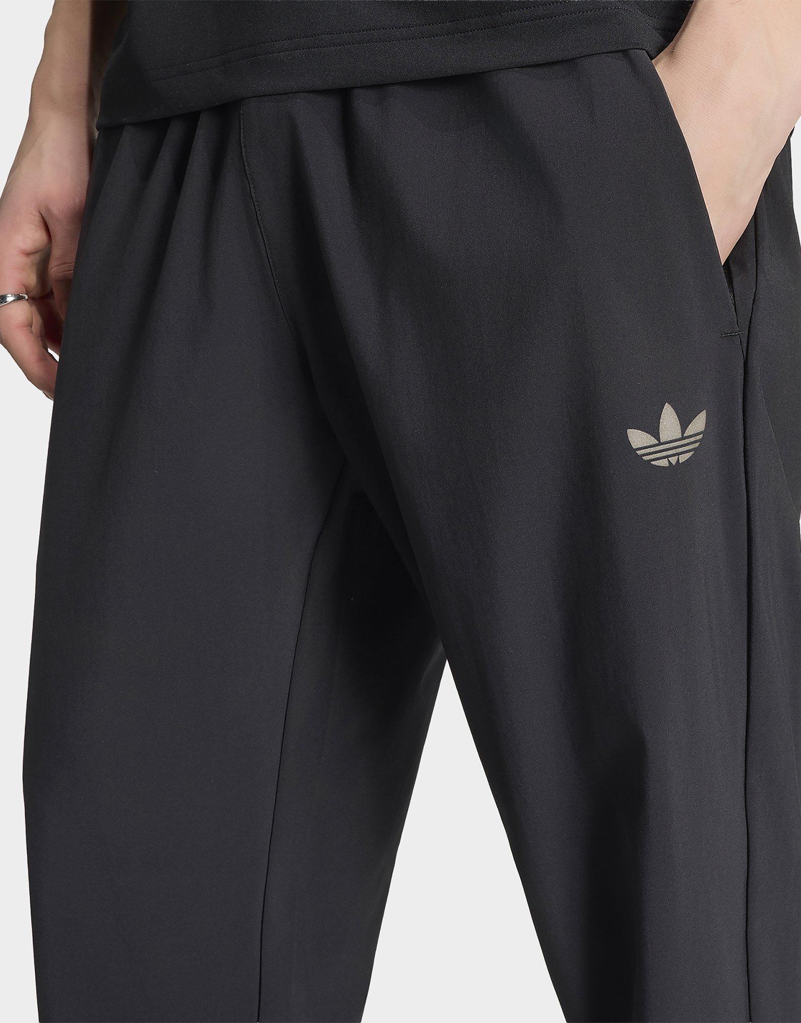 adidas Tech Trefoil Essentials Track Pant